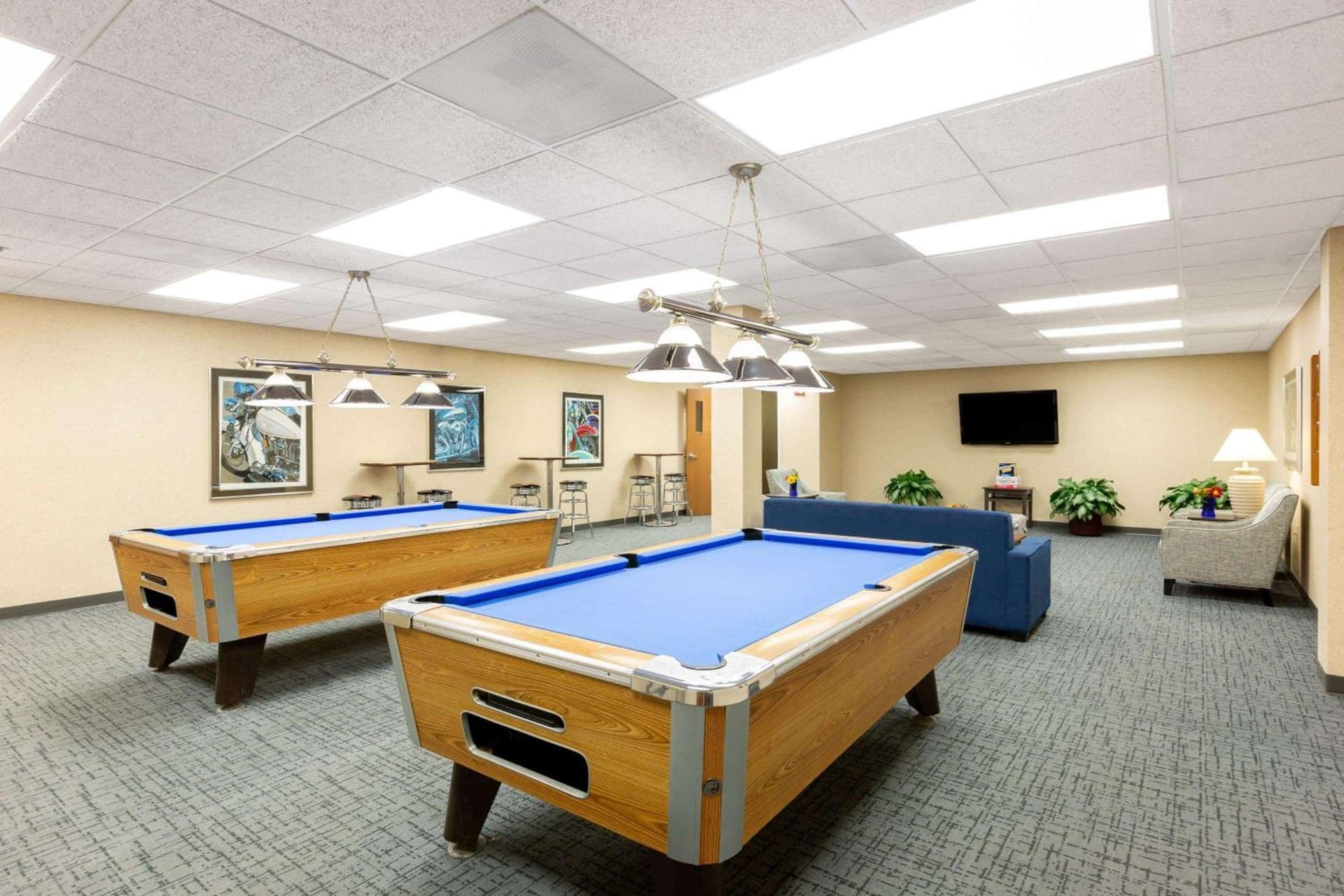 Baymont by Wyndham Des Moines Airport gallery photo in Des Moines, IA — image 46