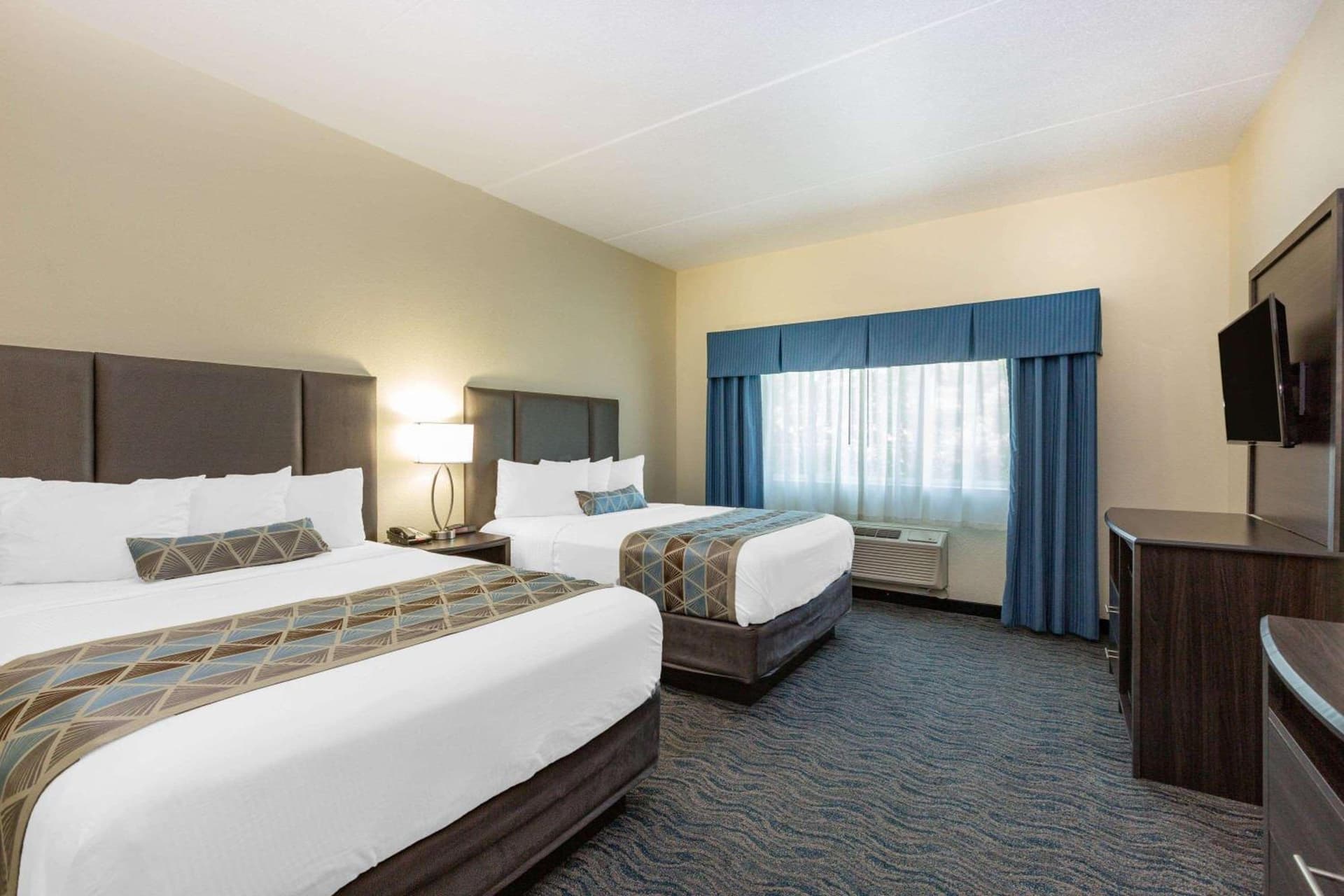 Baymont by Wyndham Des Moines Airport gallery photo in Des Moines, IA — image 44