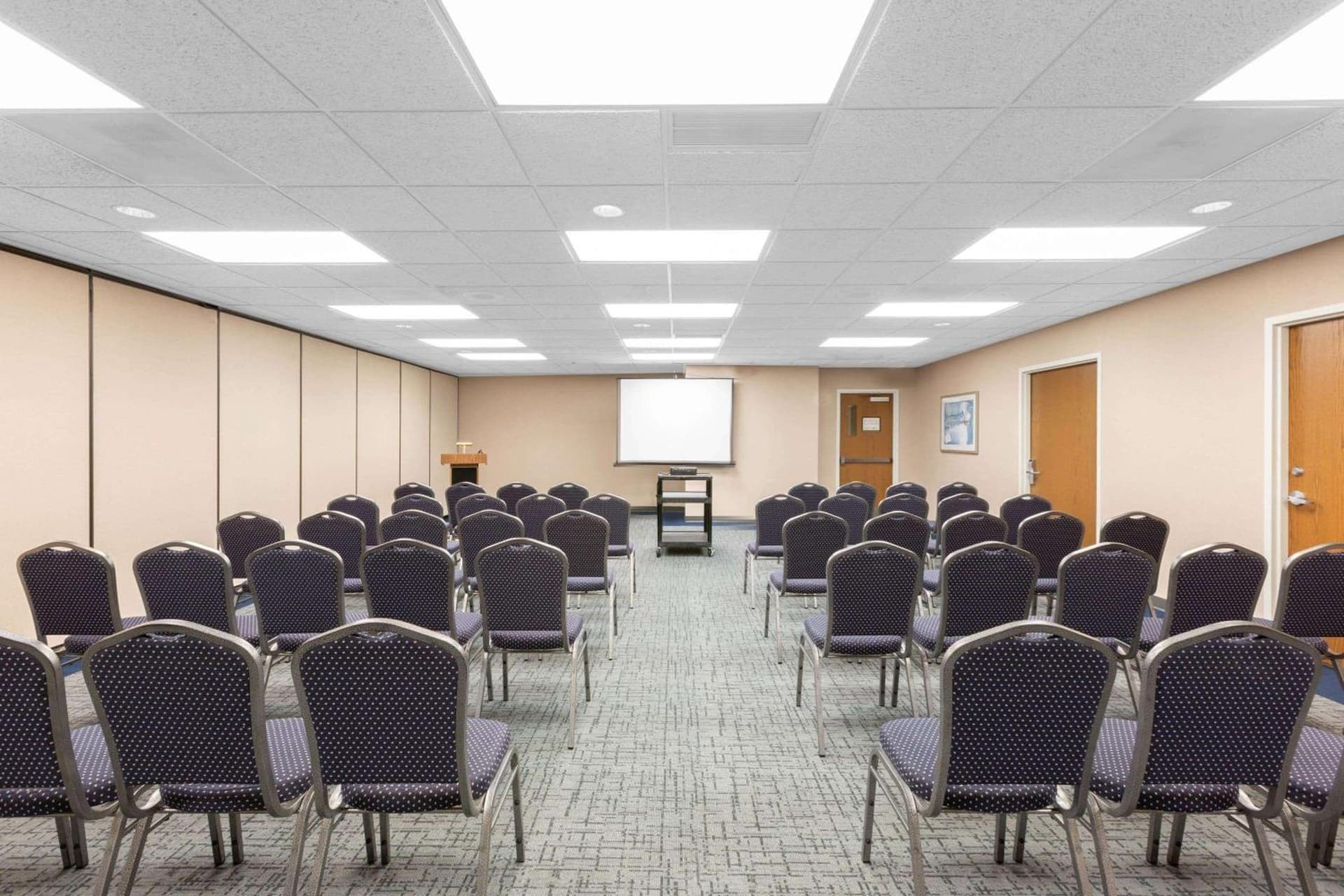 Baymont by Wyndham Des Moines Airport gallery photo in Des Moines, IA — image 21