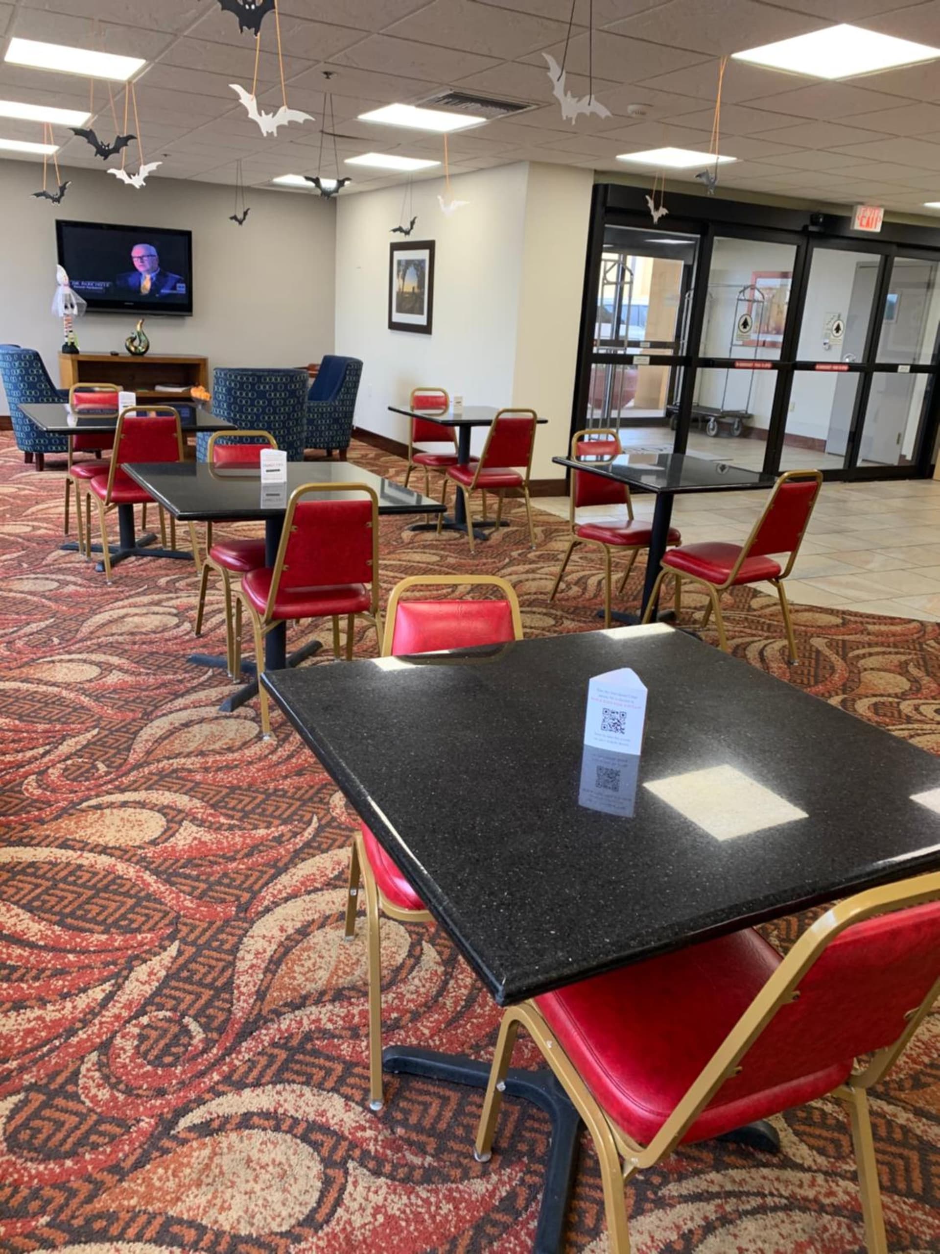 La Quinta Inn by Wyndham Davenport & Conference Center gallery photo in Davenport, IA — image 19