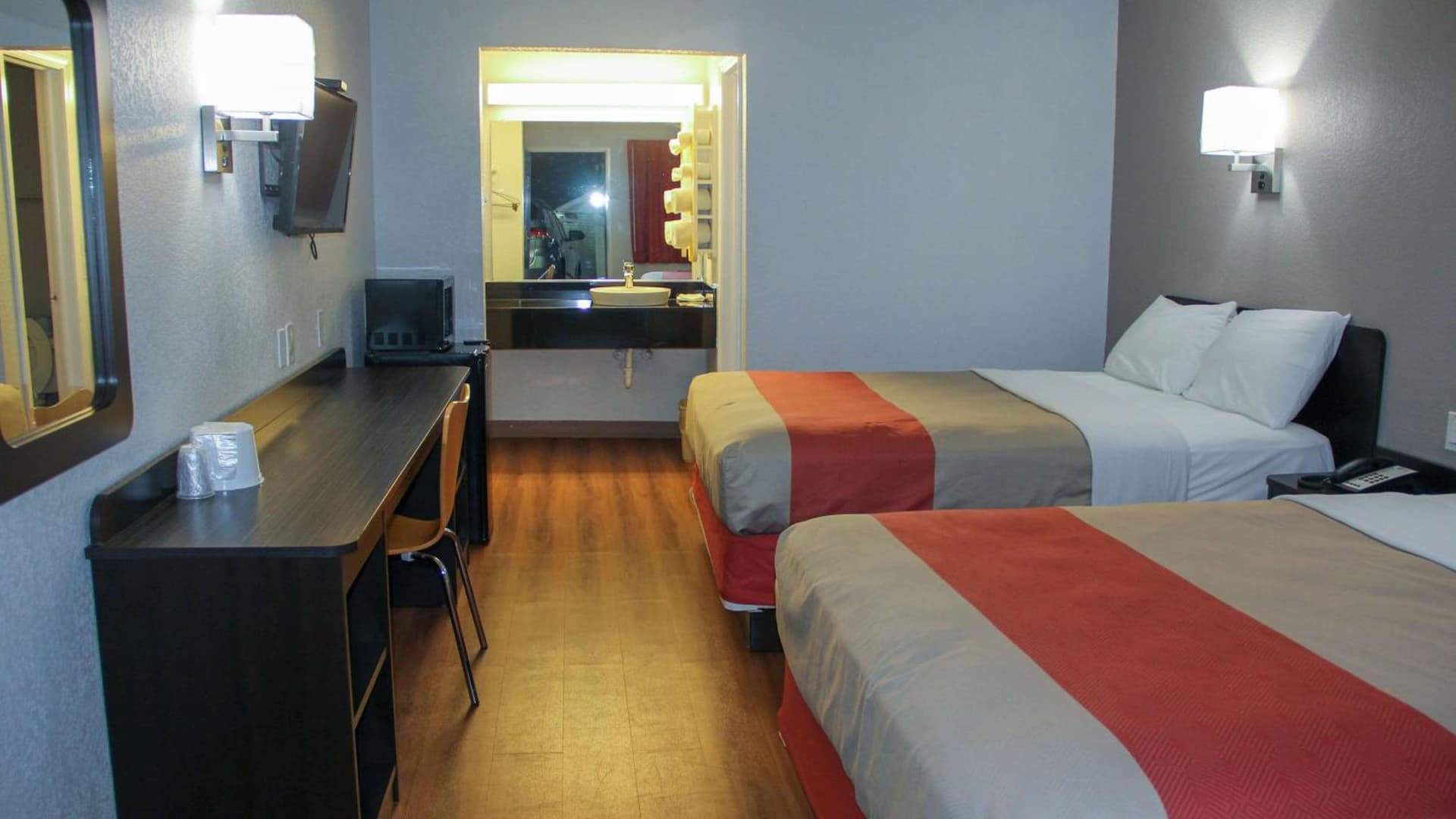 Motel 6-Fayetteville, AR gallery photo in Fayetteville, AR — image 19