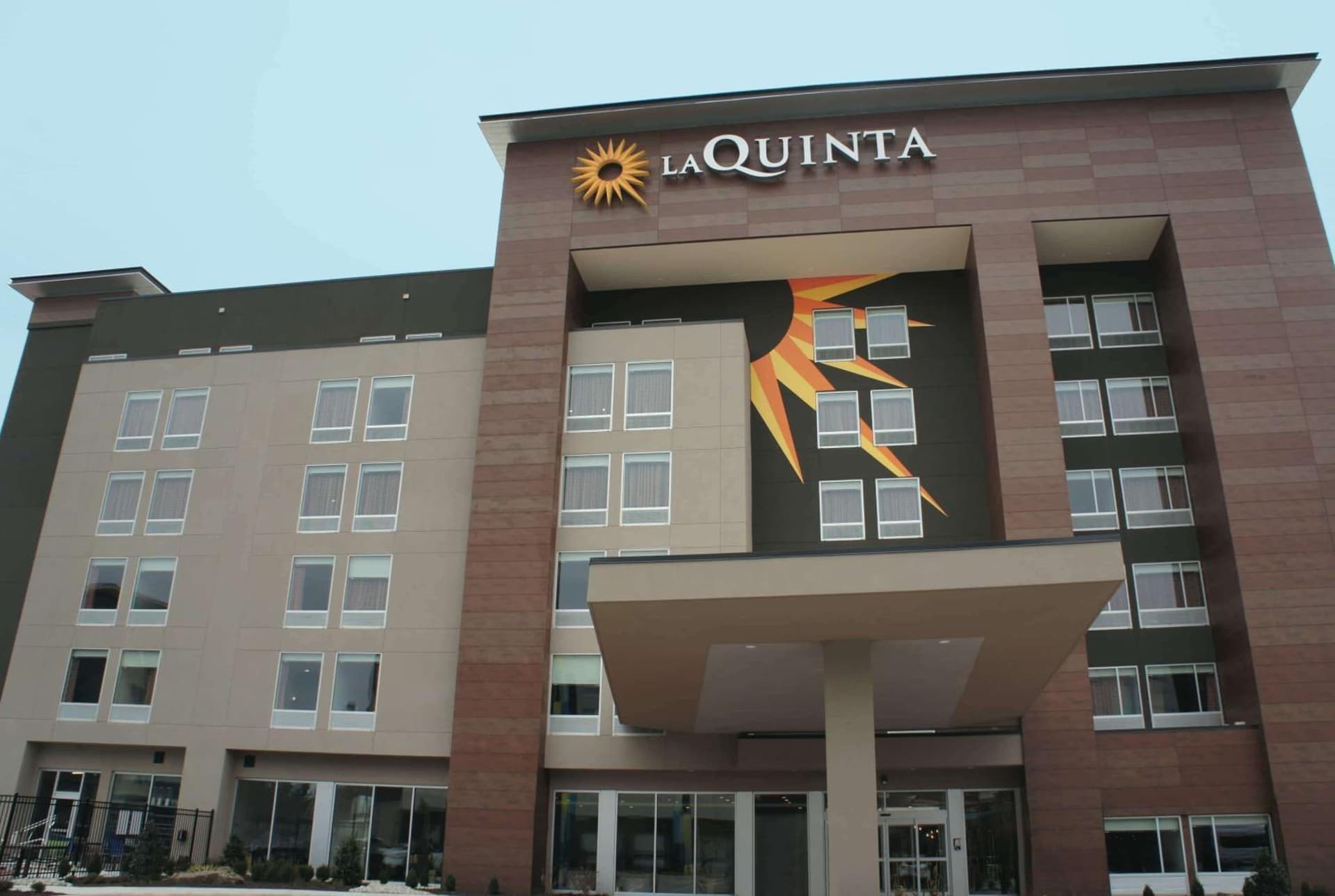 La Quinta by Wyndham Oklahoma City Airport gallery photo in Oklahoma City, OK — image 46