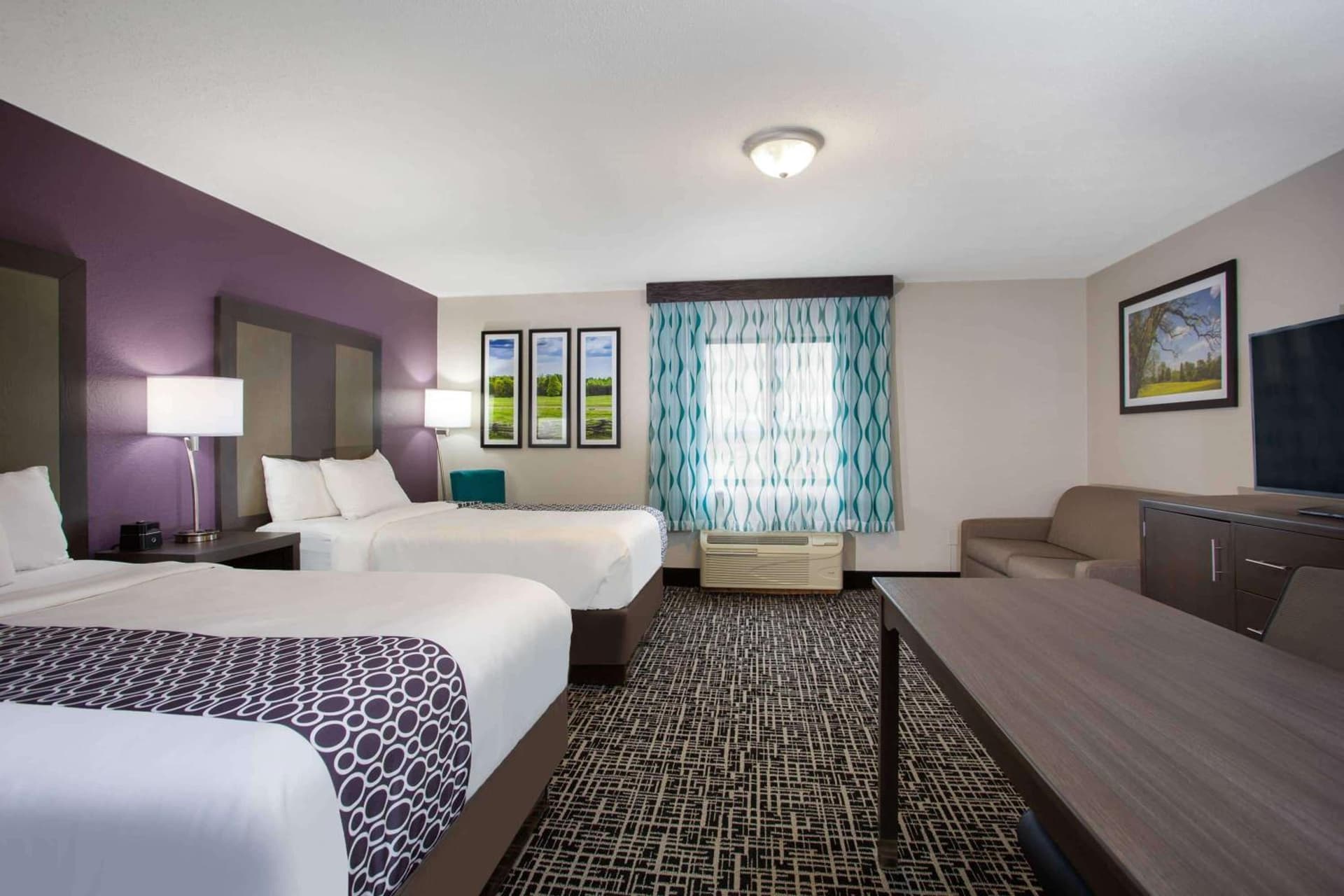 La Quinta Inn by Wyndham Roanoke Salem gallery photo in Salem, VA — image 25