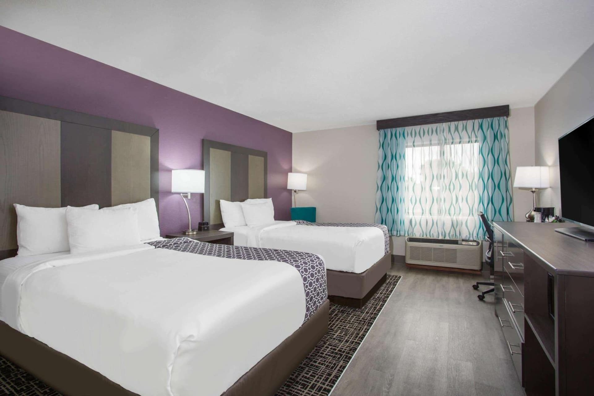 La Quinta Inn by Wyndham Roanoke Salem gallery photo in Salem, VA — image 43
