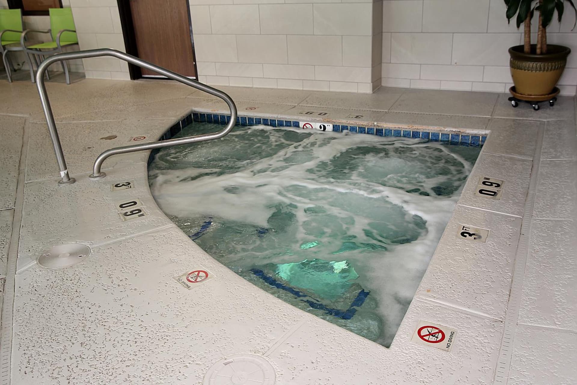 Holiday Inn Express Hotel & Suites Ashland by IHG gallery photo in Ashland, OR — image 59