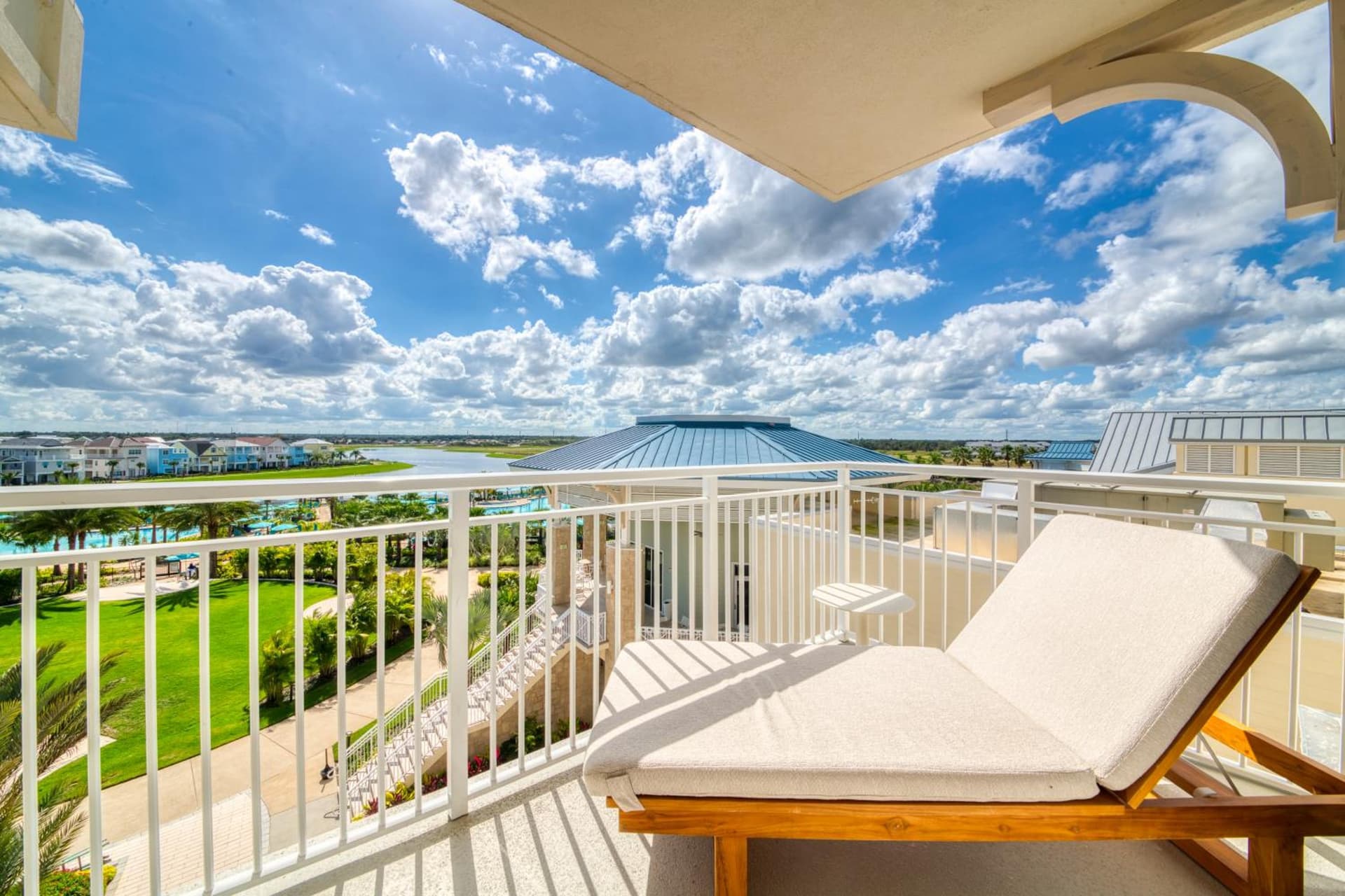 Margaritaville Resort Orlando with H2O Waterpark gallery photo in Orlando, FL — image 216