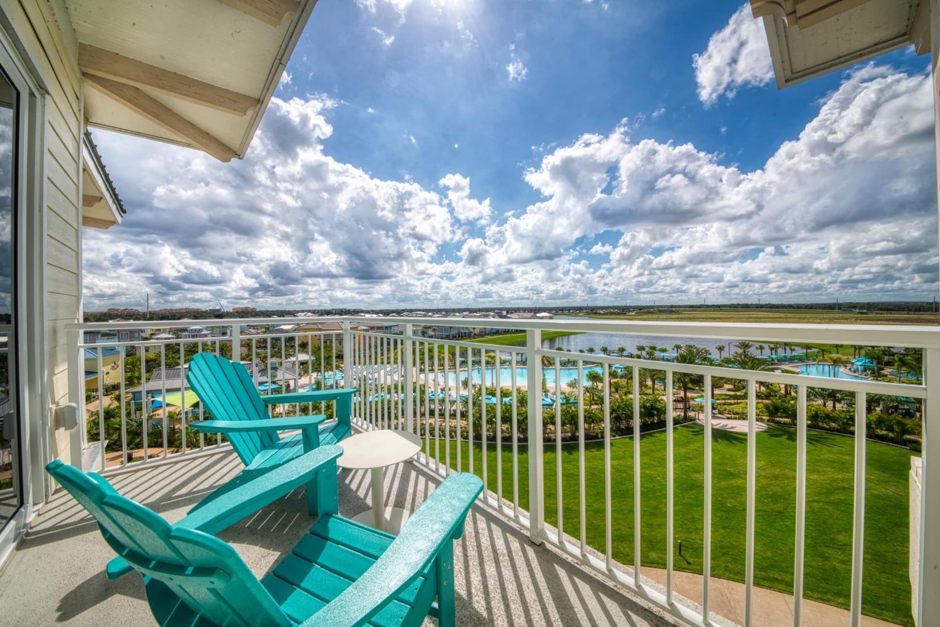Margaritaville Resort Orlando with H2O Waterpark gallery photo in Orlando, FL — image 215