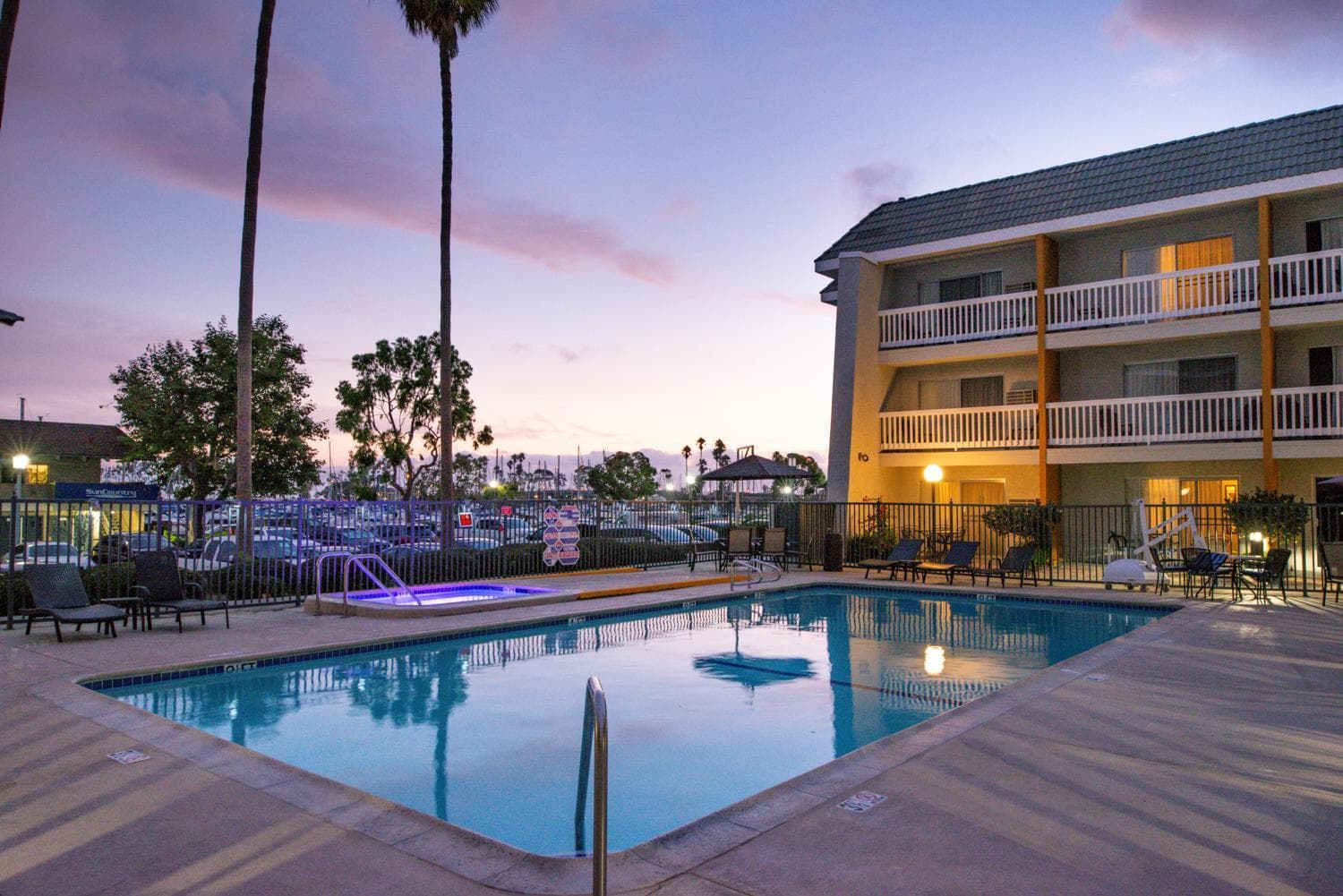 Dana Point Marina Inn interior in Dana Point, CA — gallery photo 2