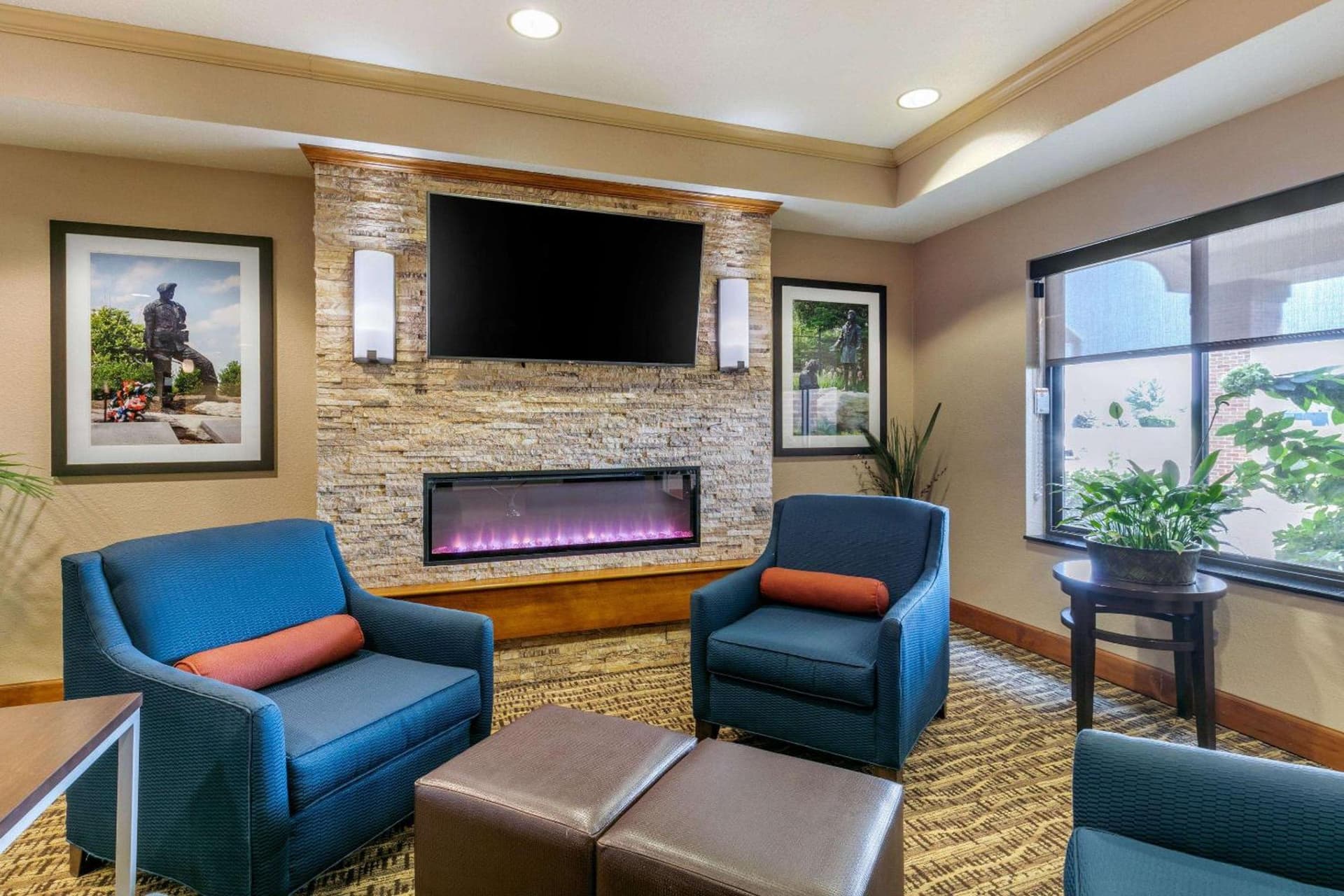 Comfort Suites Hopkinsville near Fort Campbell gallery photo in Hopkinsville, KY — image 32