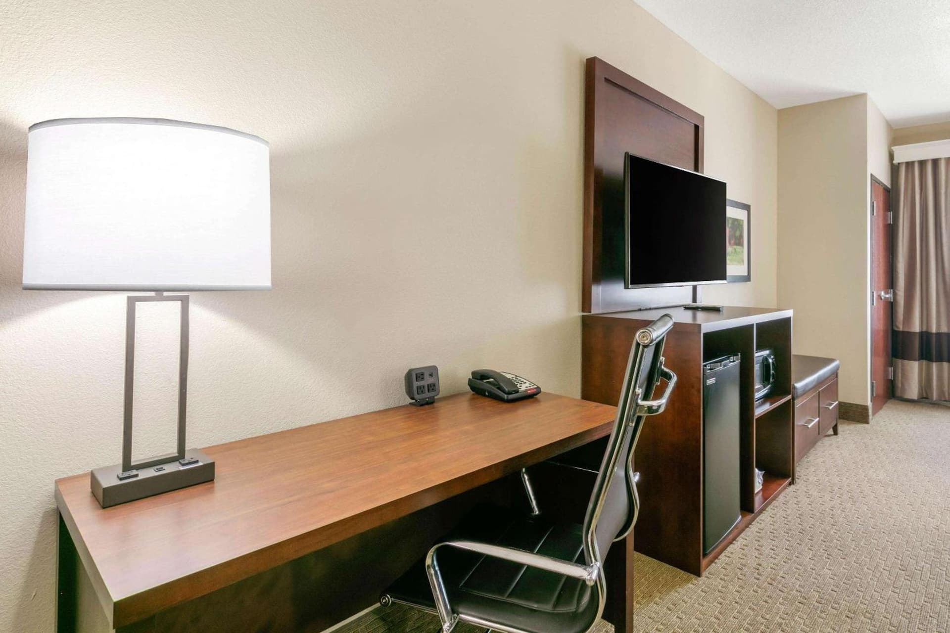 Comfort Suites Hopkinsville near Fort Campbell gallery photo in Hopkinsville, KY — image 20