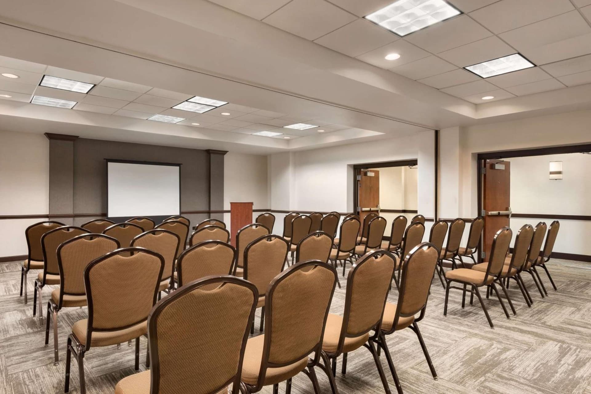 Hyatt Place Chicago Schaumburg gallery photo in Schaumburg, IL — image 10