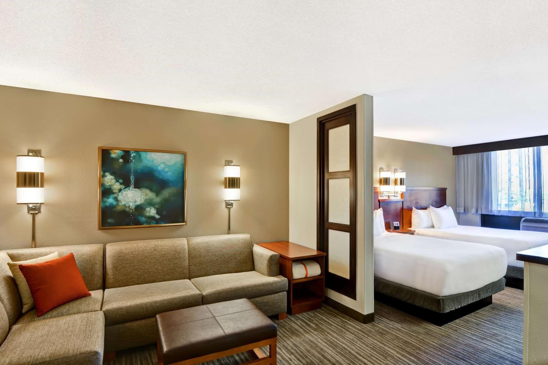 Hyatt Place Memphis Wolfchase interior in Memphis, TN — gallery photo 2