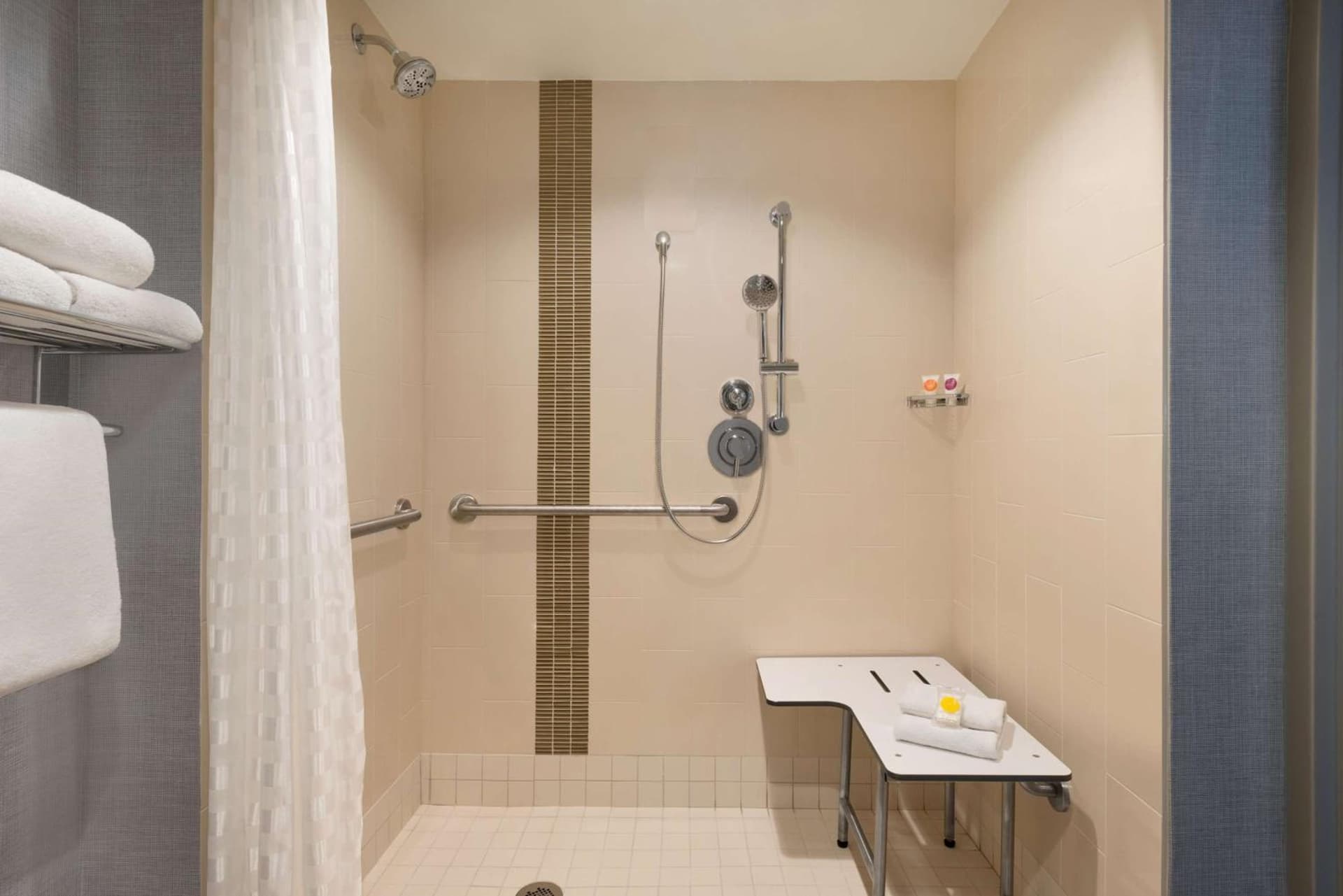 Hyatt Place Chicago Schaumburg gallery photo in Schaumburg, IL — image 13