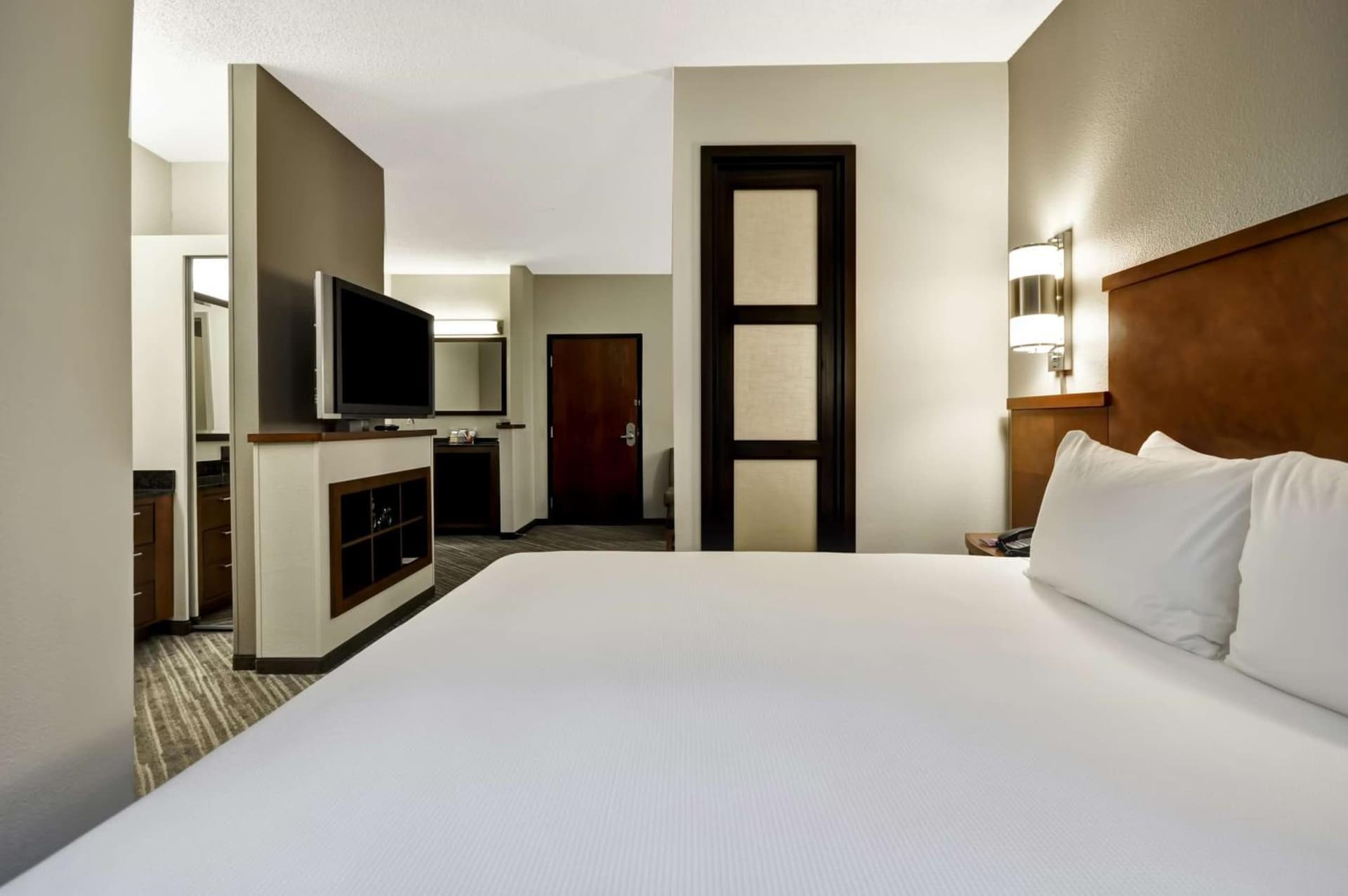 Hyatt Place Tampa Airport/Westshore interior in Tampa, FL — gallery photo 2
