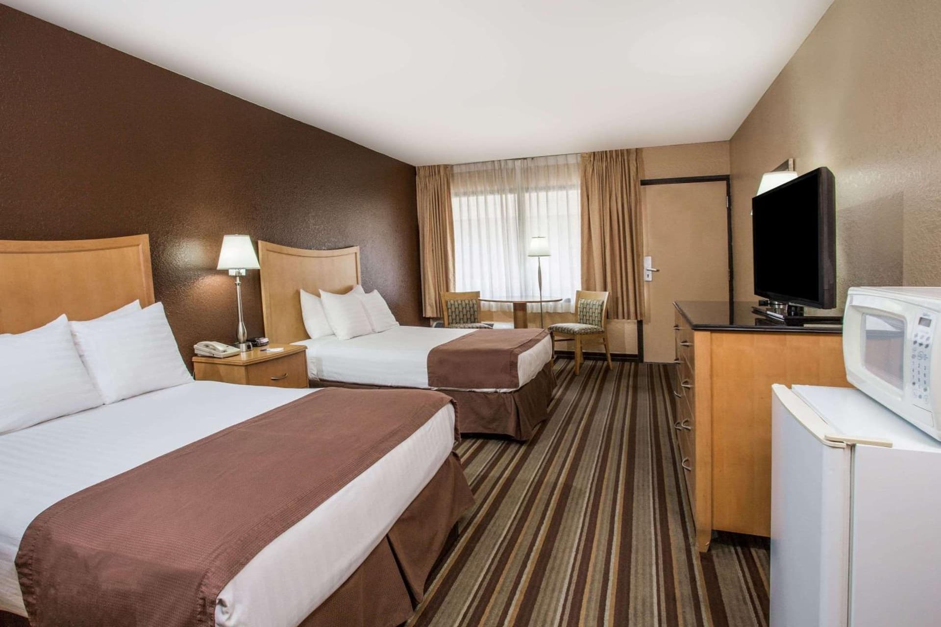 Travelodge by Wyndham Deltona gallery photo in Deltona, FL — image 33