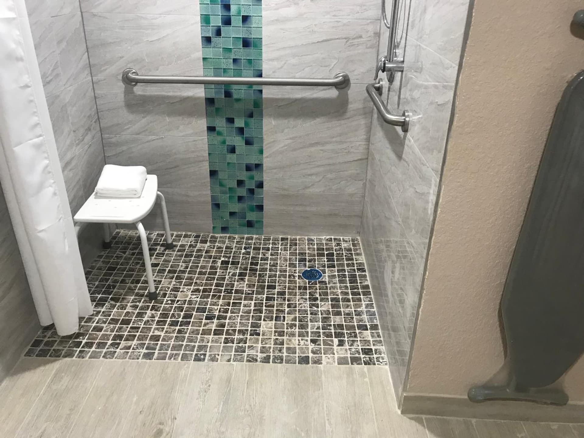 Tropical Inn & Suites gallery photo in Clearwater, FL — image 23