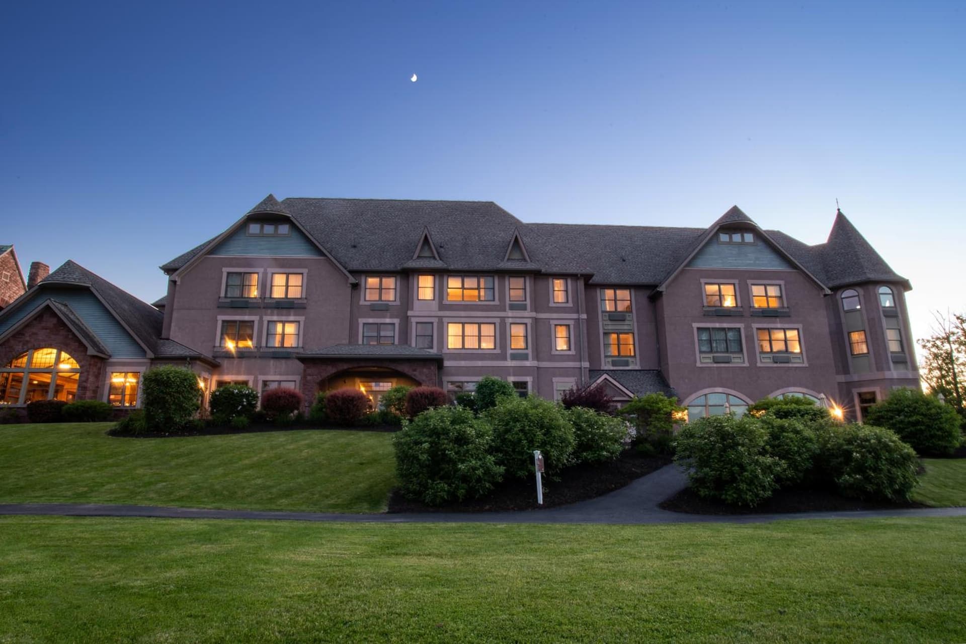 Vinifera Inn property views in Geneva, NY — gallery photo 3