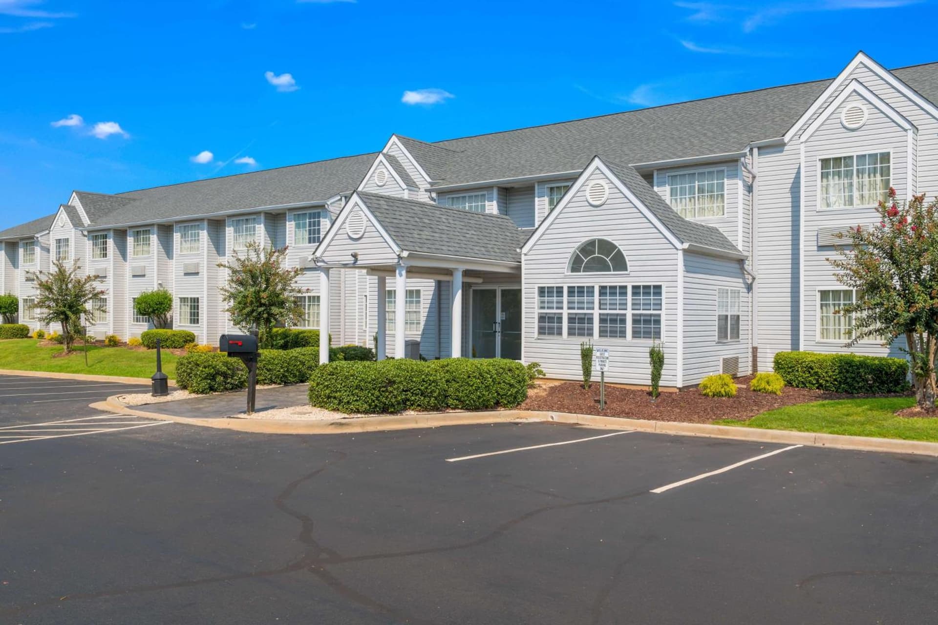 Motel 6-Gastonia Charlotte I-85 gallery photo in Gastonia, NC — image 41