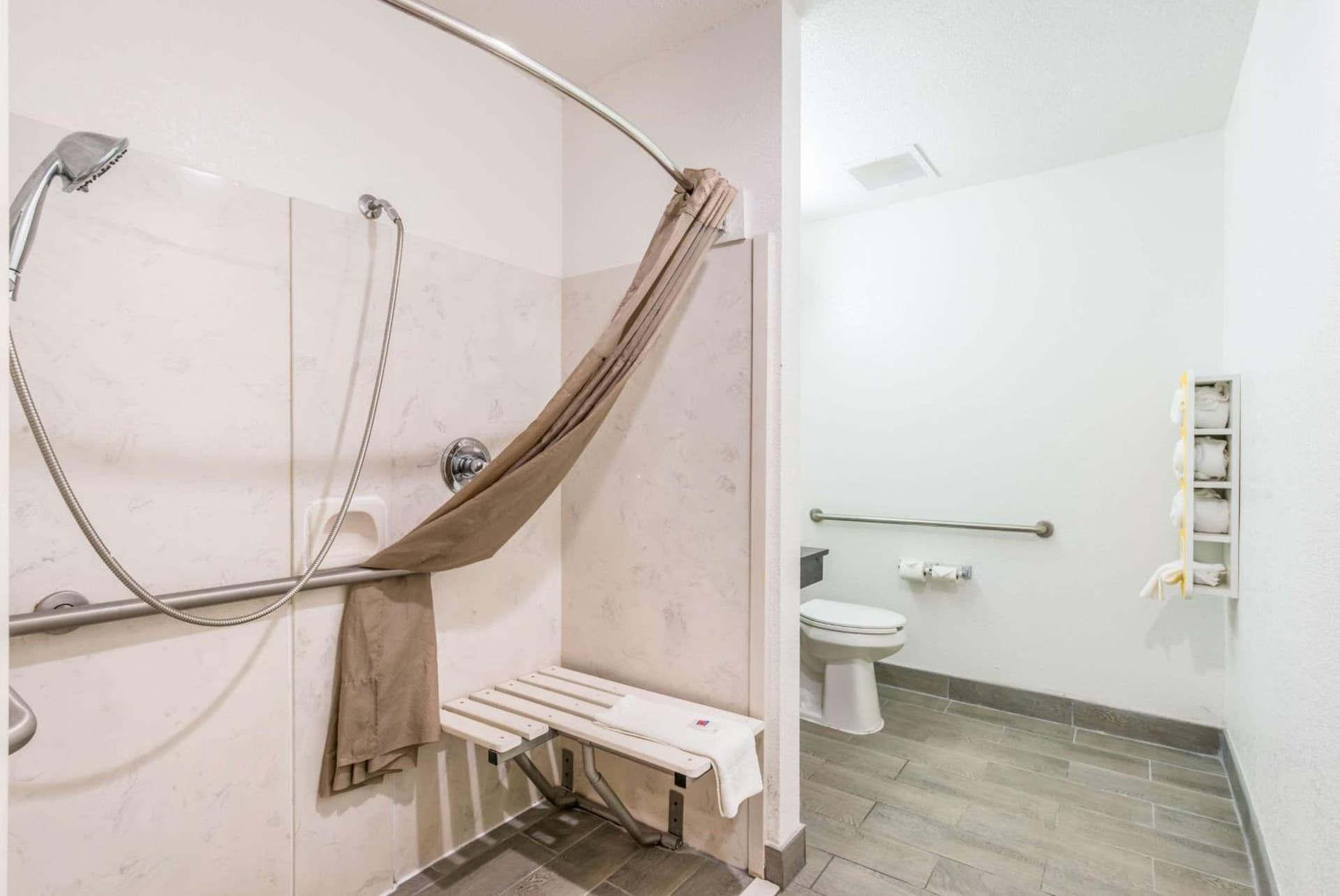 Motel 6-Gastonia Charlotte I-85 gallery photo in Gastonia, NC — image 7