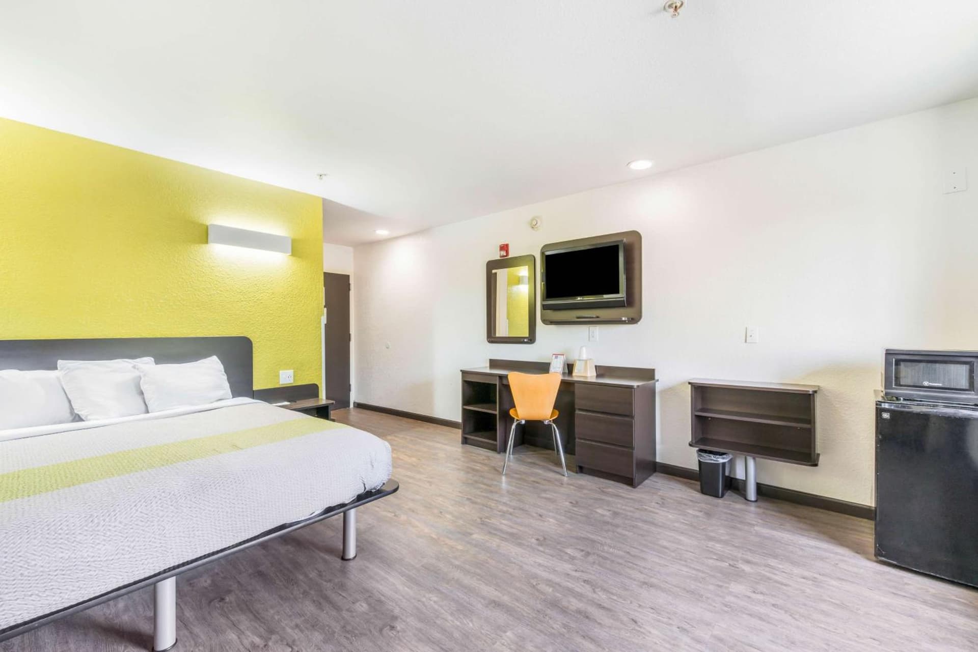 Motel 6-Gastonia Charlotte I-85 gallery photo in Gastonia, NC — image 36