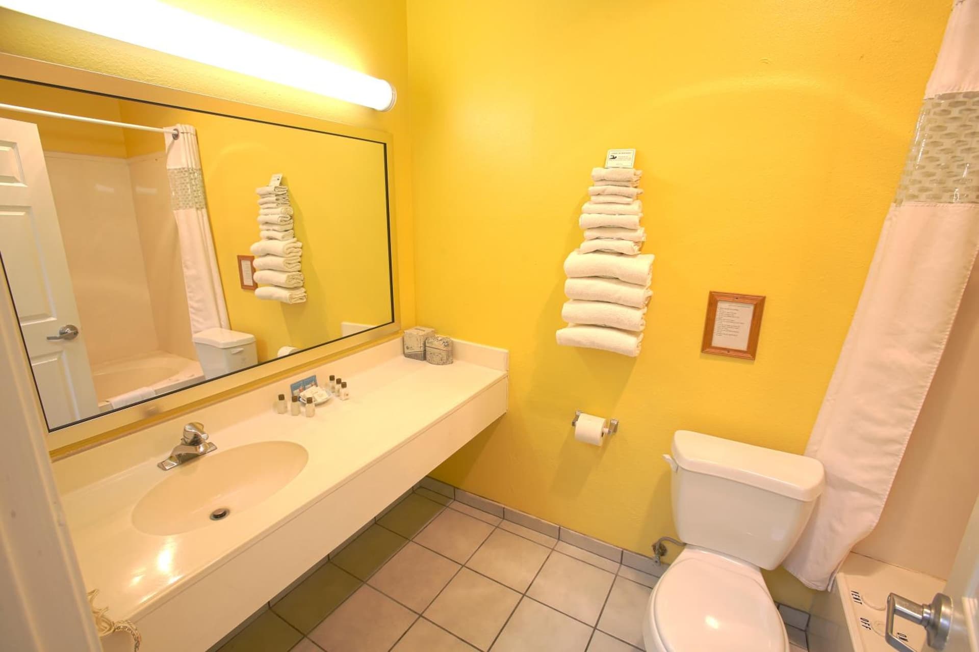 Plantation Suites and Conference Center gallery photo in Port Aransas, TX — image 15