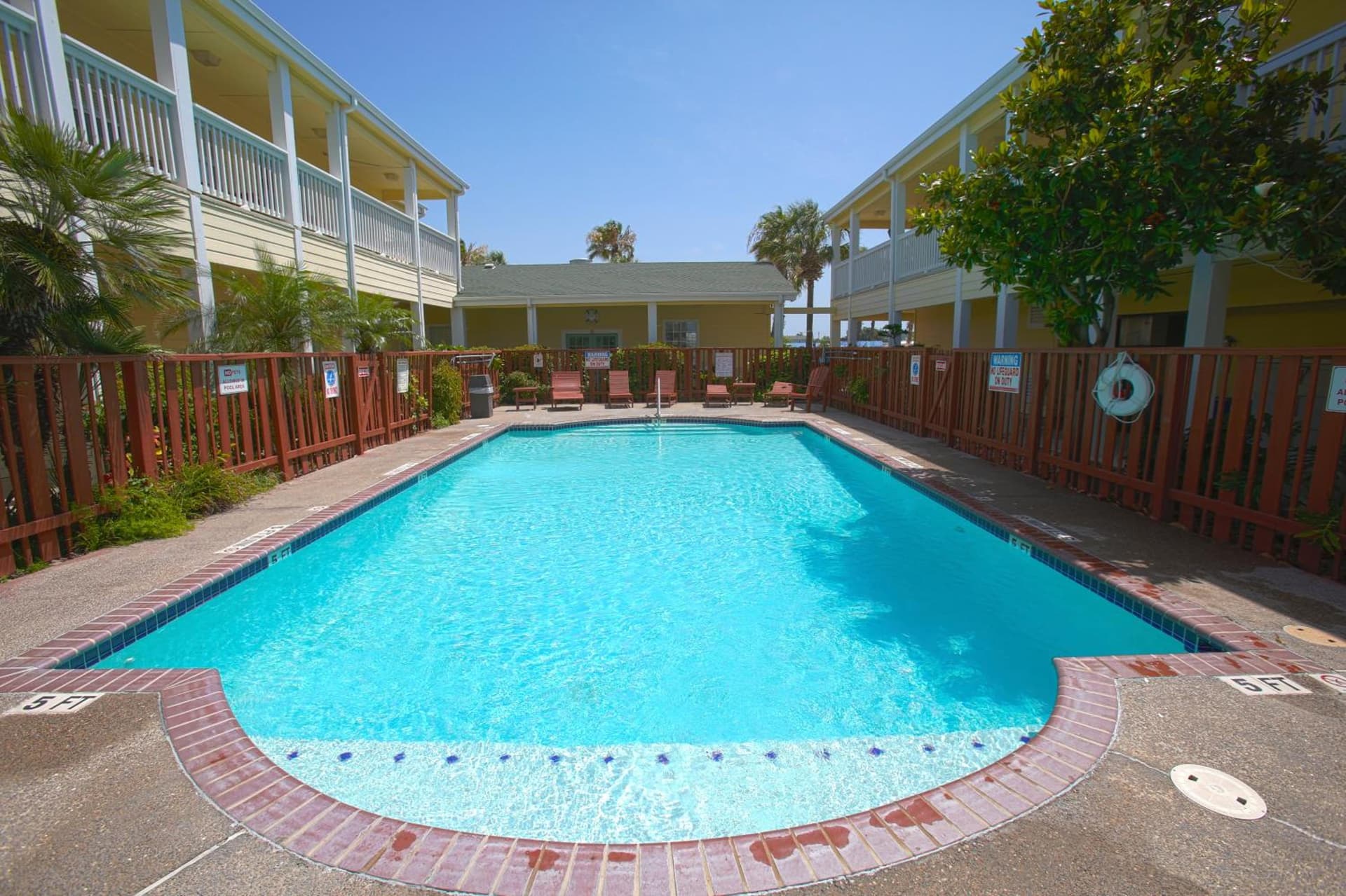 Plantation Suites and Conference Center gallery photo in Port Aransas, TX — image 8