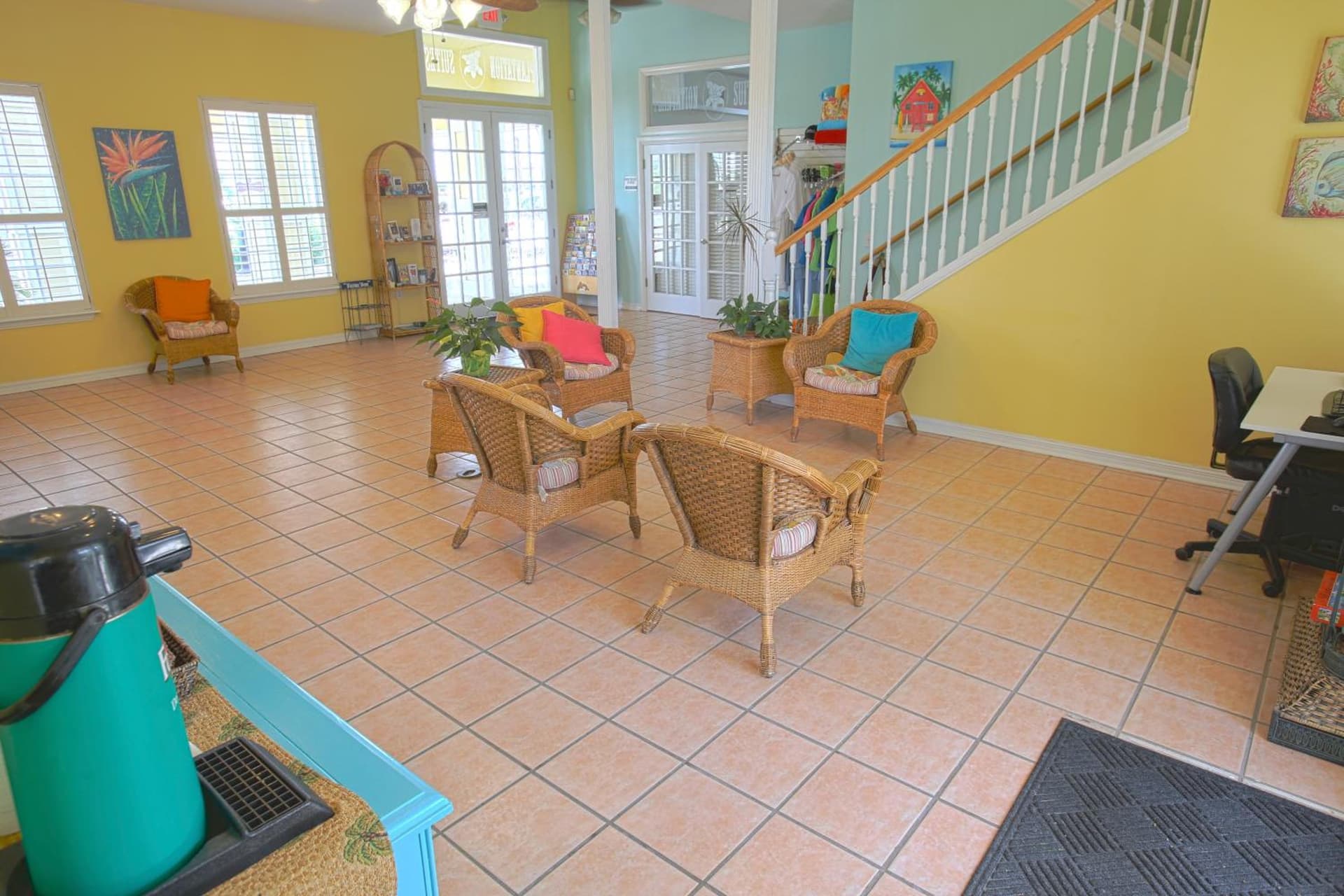 Plantation Suites and Conference Center property views in Port Aransas, TX — gallery photo 3