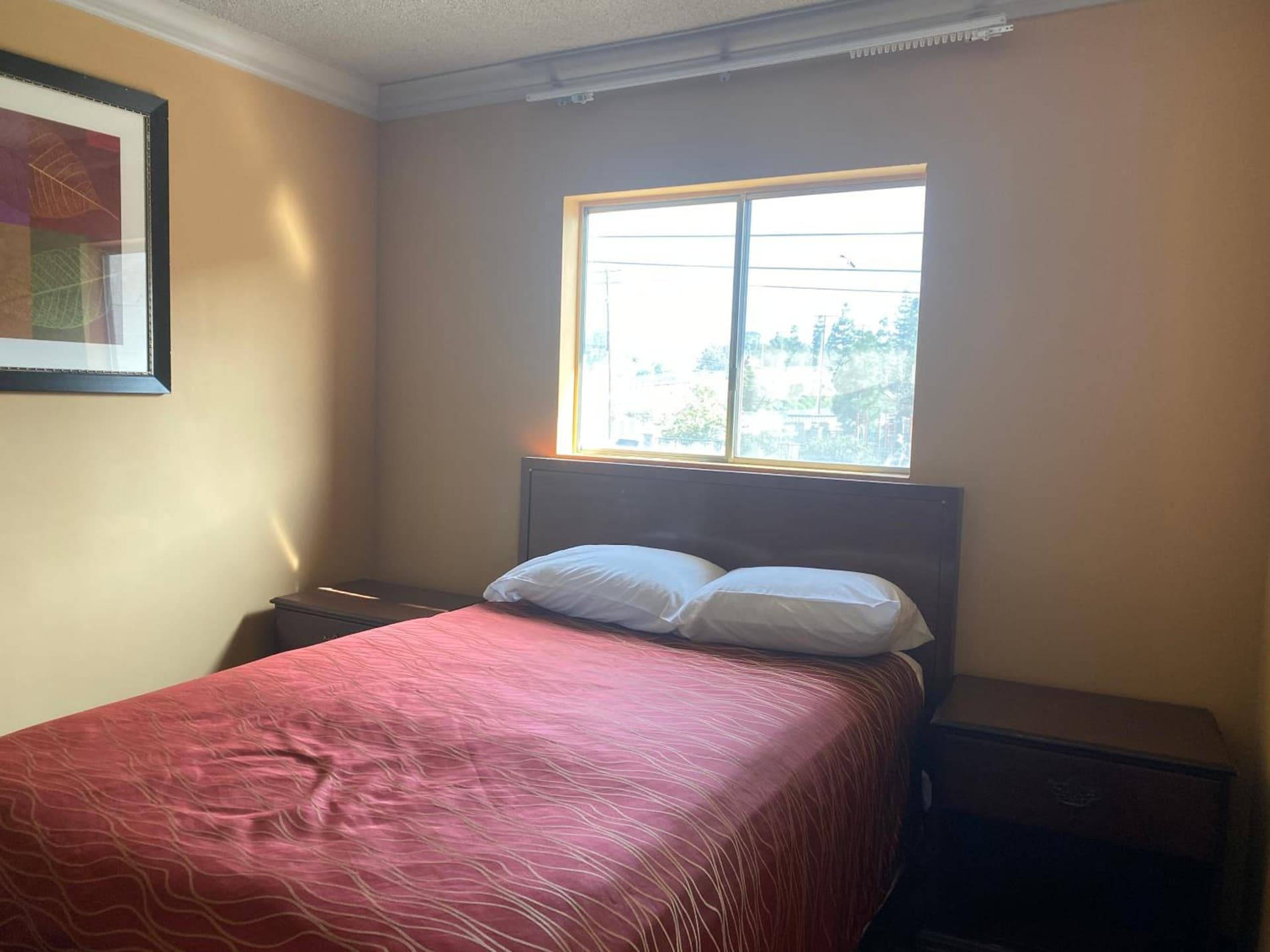 Villa Park Motel gallery photo in Orange, CA — image 27