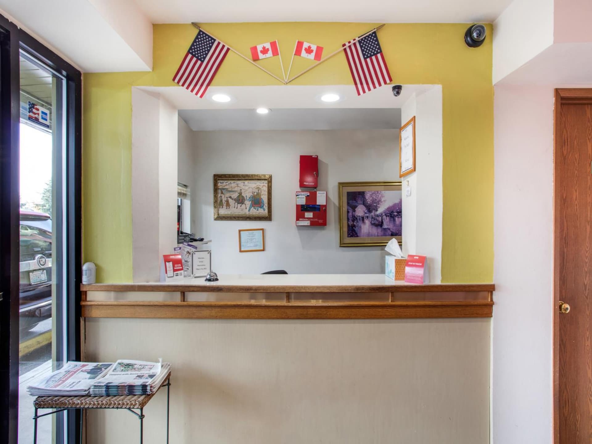 Arlington Motor Inn interior in Arlington, WA — gallery photo 2