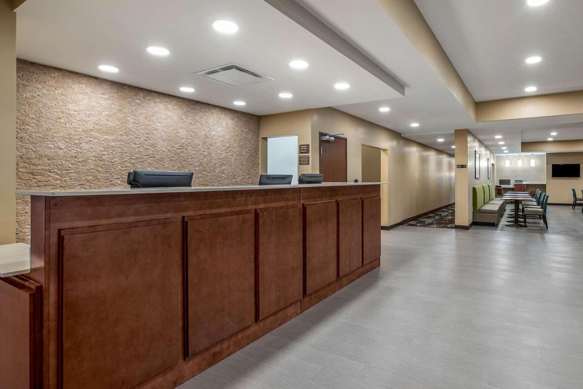 Comfort Inn & Suites Ames near ISU Campus property views in Ames, IA — gallery photo 3