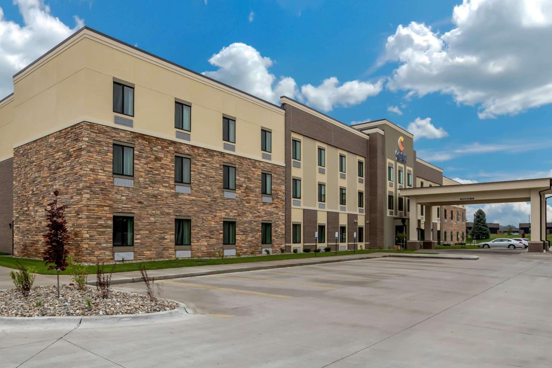 Comfort Inn & Suites Ames near ISU Campus interior in Ames, IA — gallery photo 2