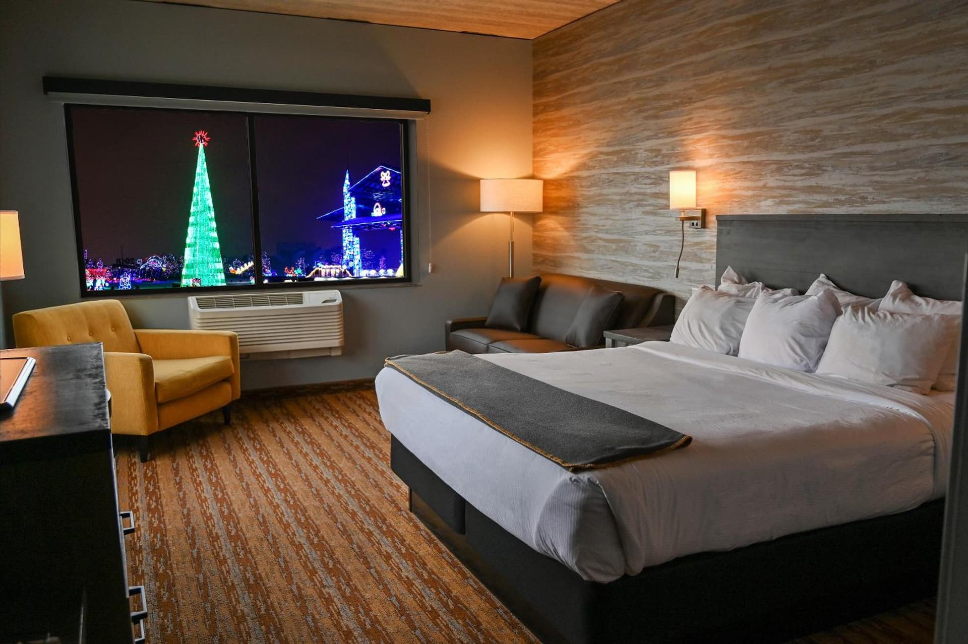 Pier B Resort gallery photo in Duluth, MN — image 41