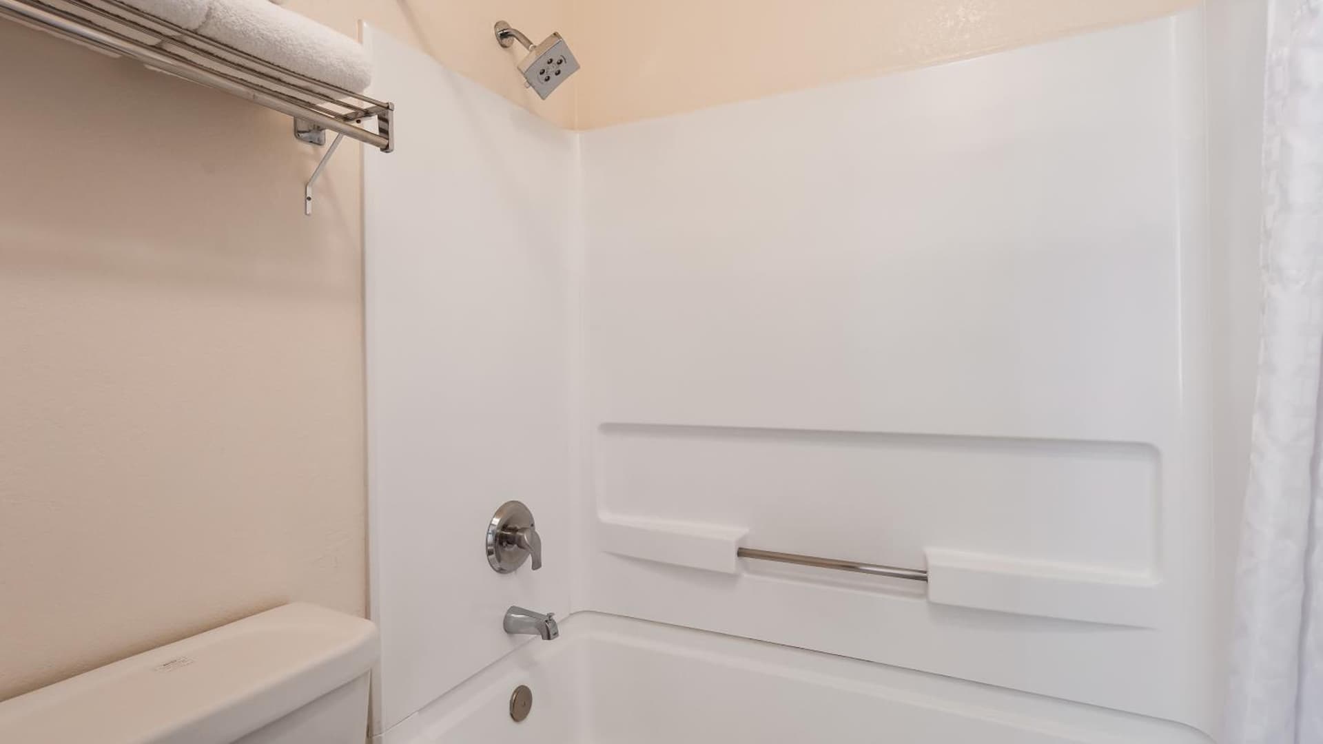 SureStay Hotel by Best Western Phoenix Airport gallery photo in Phoenix, AZ — image 80