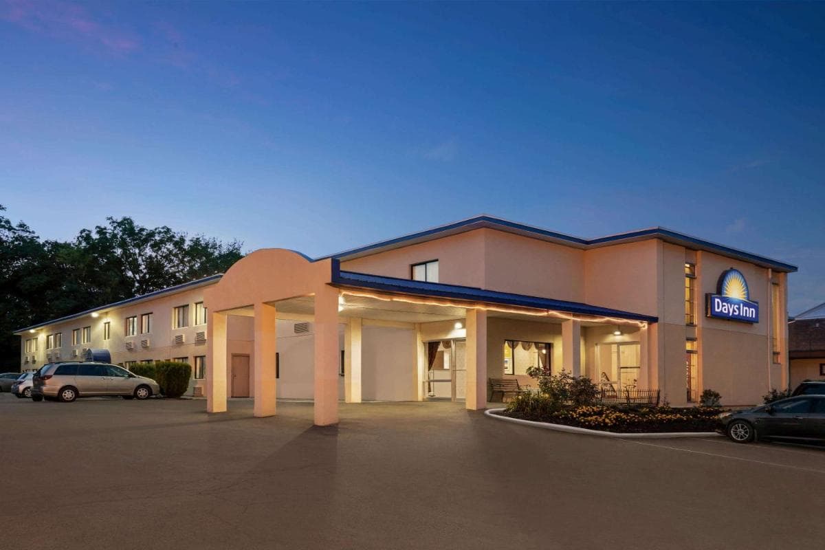 Days Inn by Wyndham Auburn/Finger Lakes Region featured exterior or lobby in Auburn, NY — similar hotel