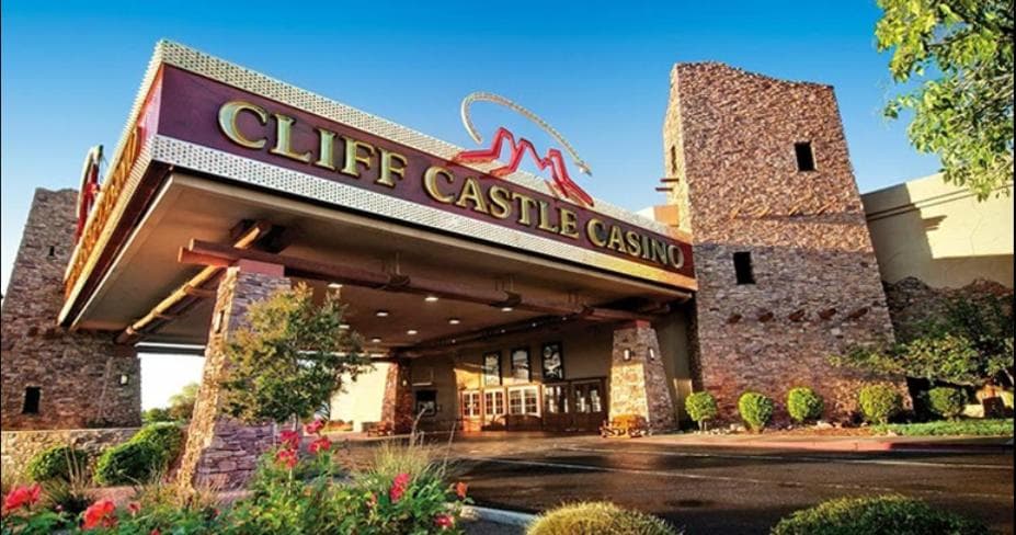 Cliff Castle Casino Hotel featured exterior or lobby in Camp Verde, AZ — similar hotel