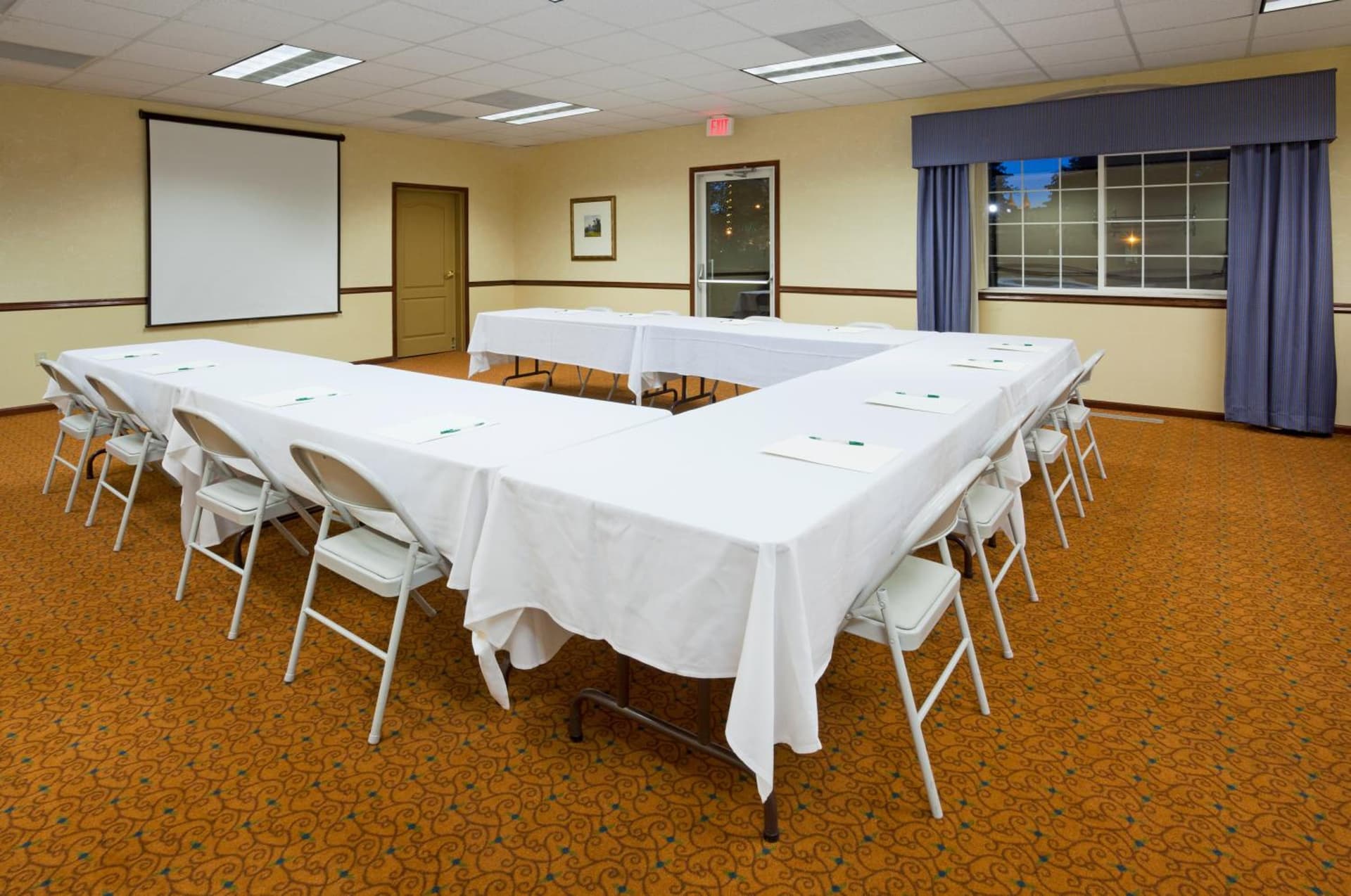Country Inn & Suites by Radisson, Sioux Falls gallery photo in Sioux Falls, SD — image 28