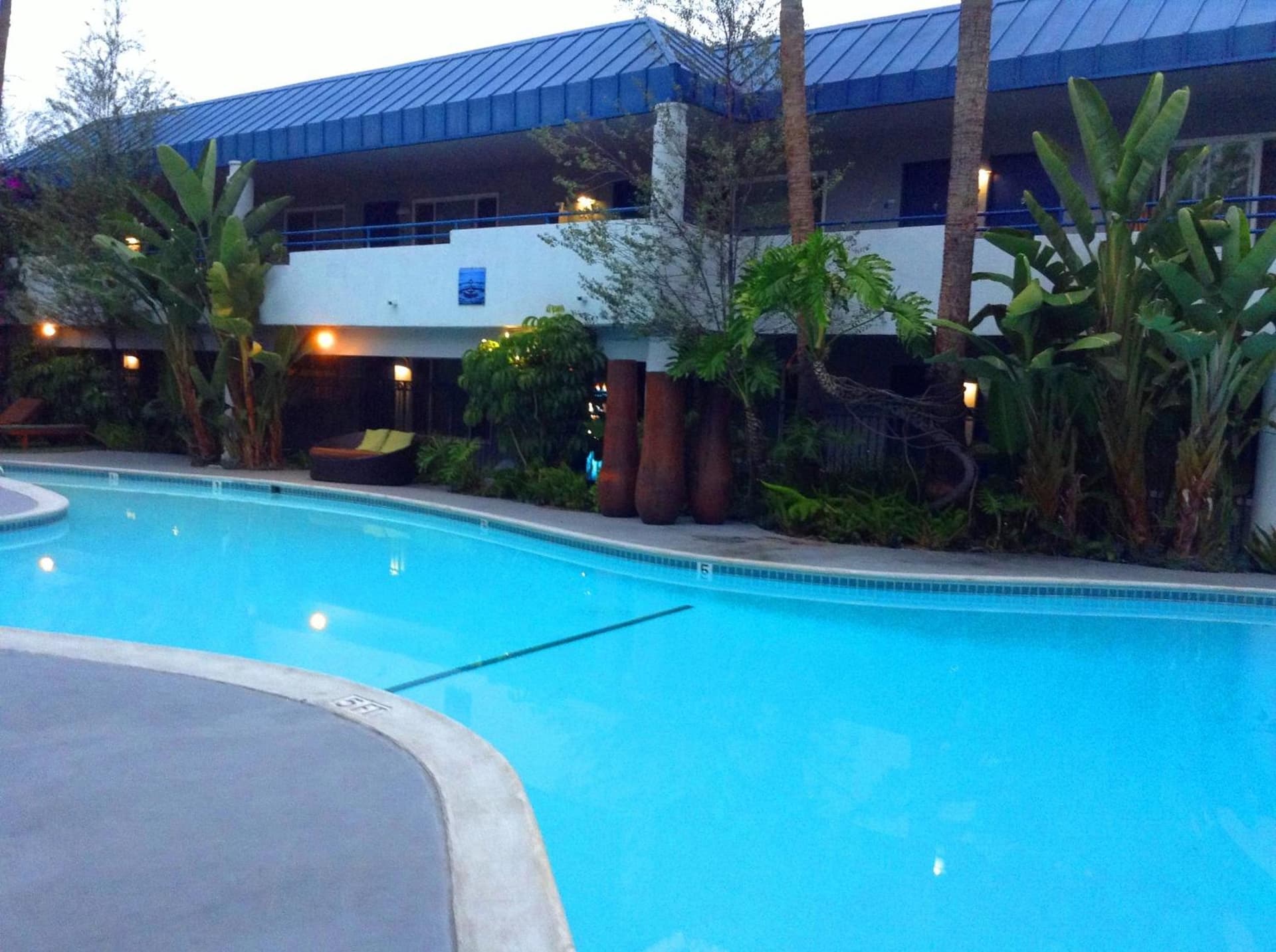 Hotel Current property views in Long Beach, CA — gallery photo 3