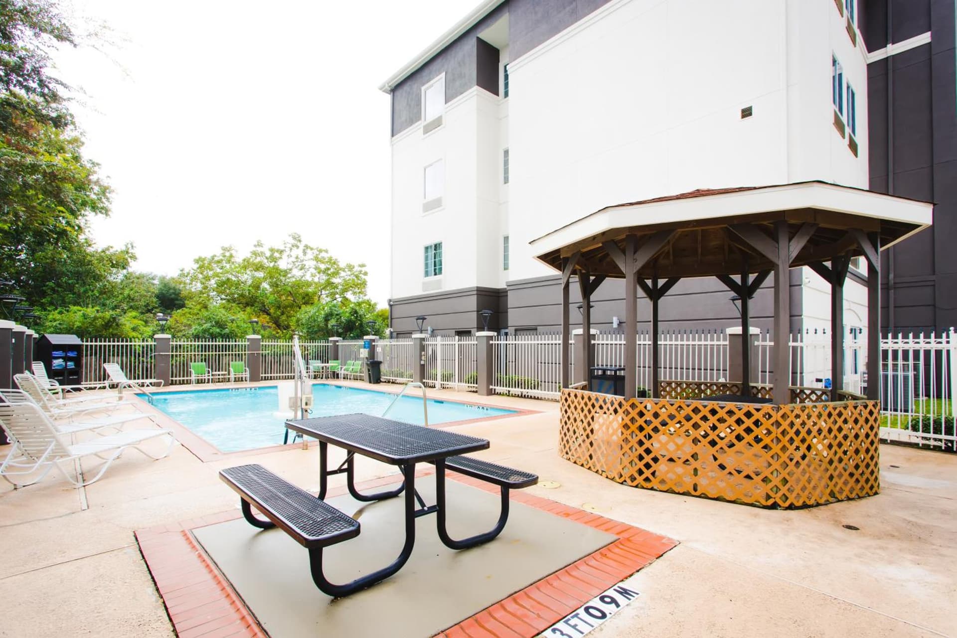 Palacio Royale Inn Signature Katy gallery photo in Katy, TX — image 4