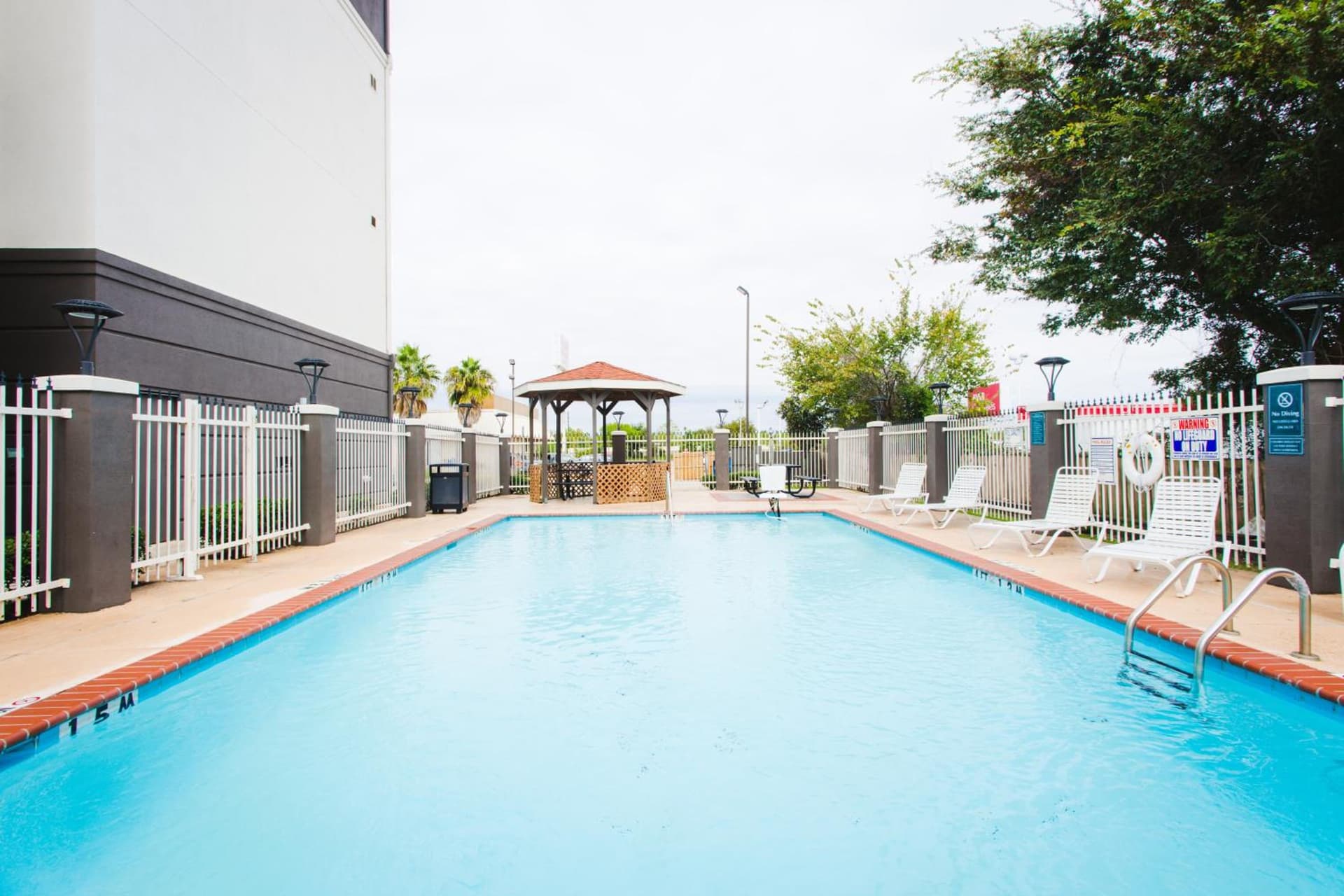 Palacio Royale Inn Signature Katy gallery photo in Katy, TX — image 23