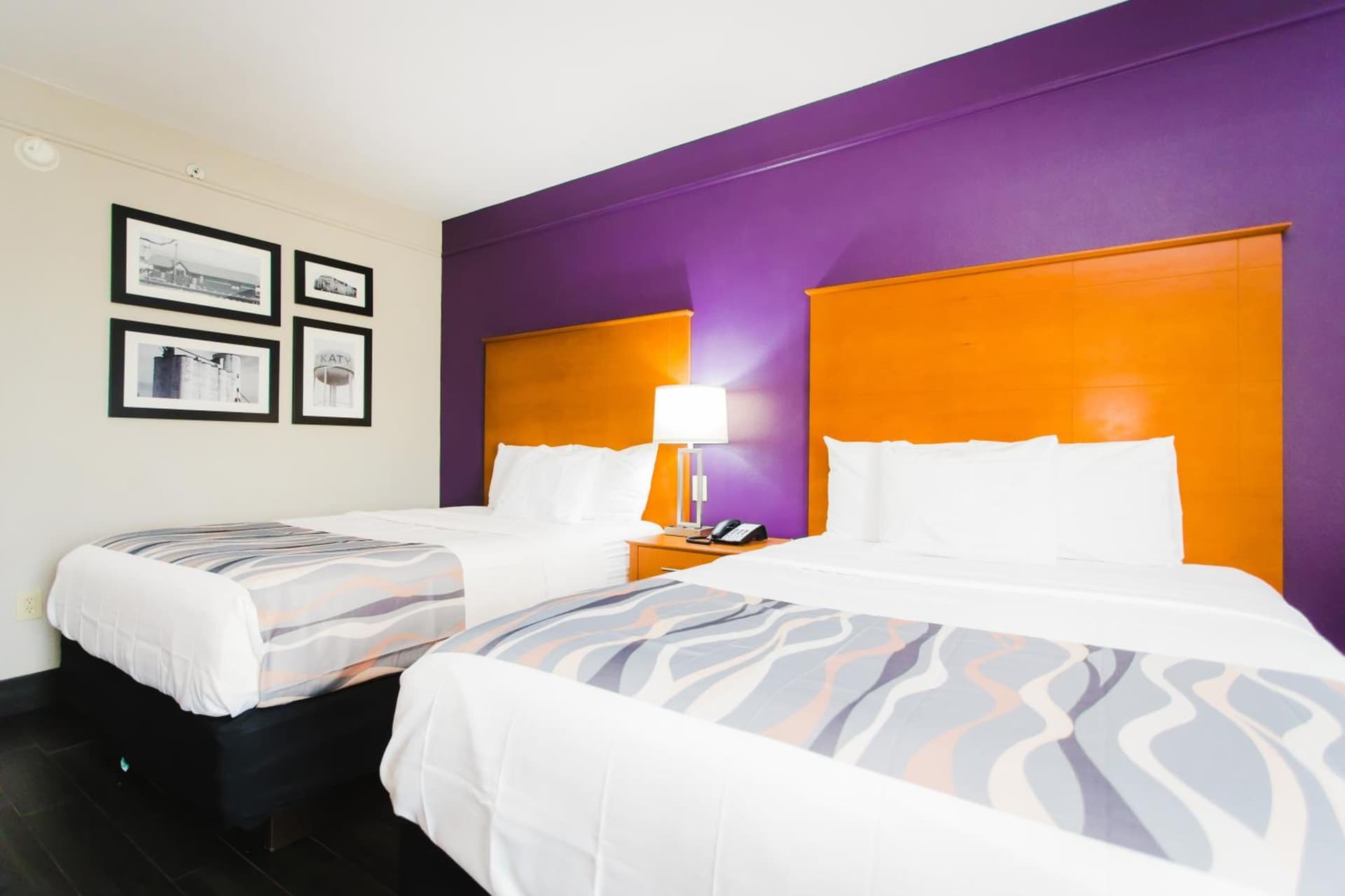 Palacio Royale Inn Signature Katy gallery photo in Katy, TX — image 10