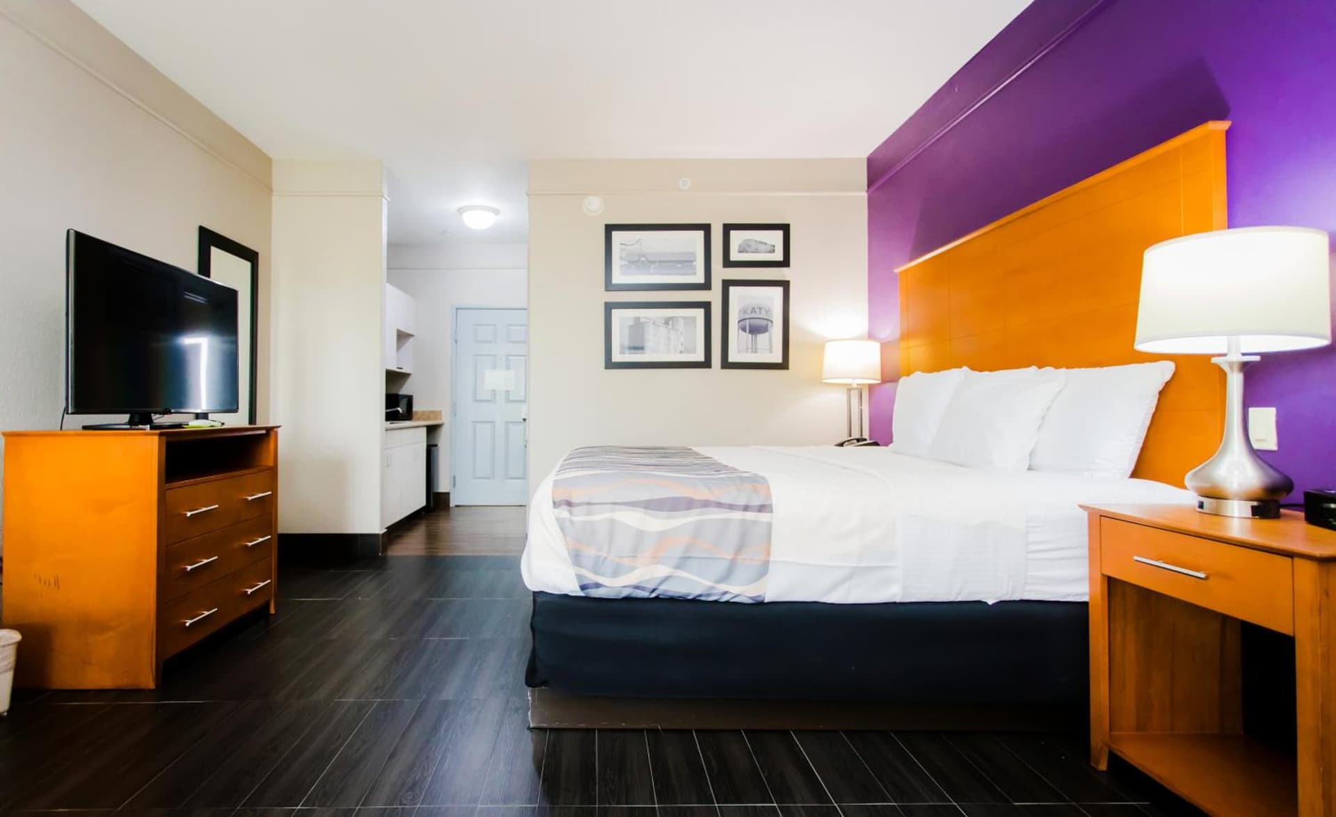 Palacio Royale Inn Signature Katy gallery photo in Katy, TX — image 13