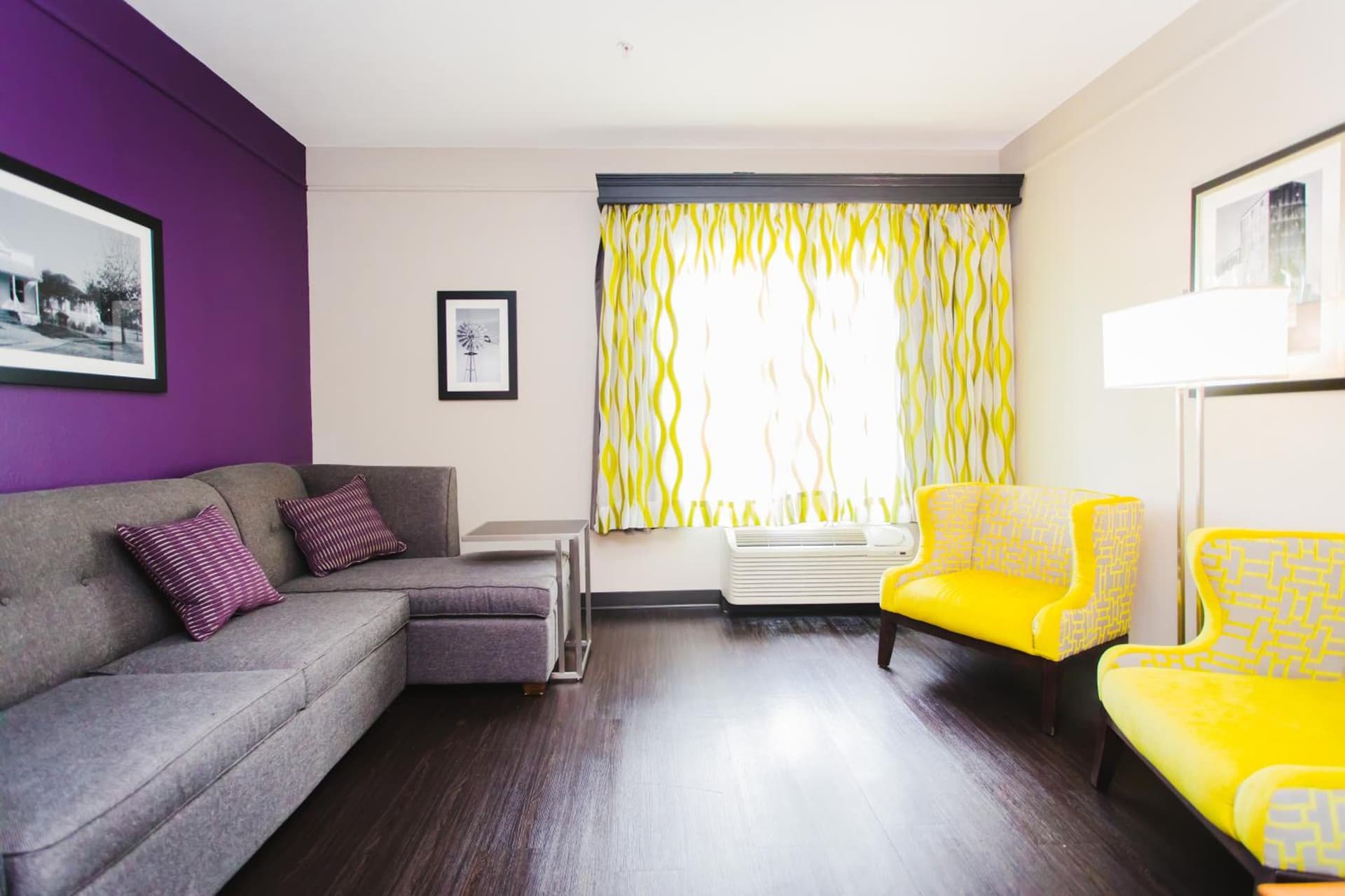 Palacio Royale Inn Signature Katy gallery photo in Katy, TX — image 19