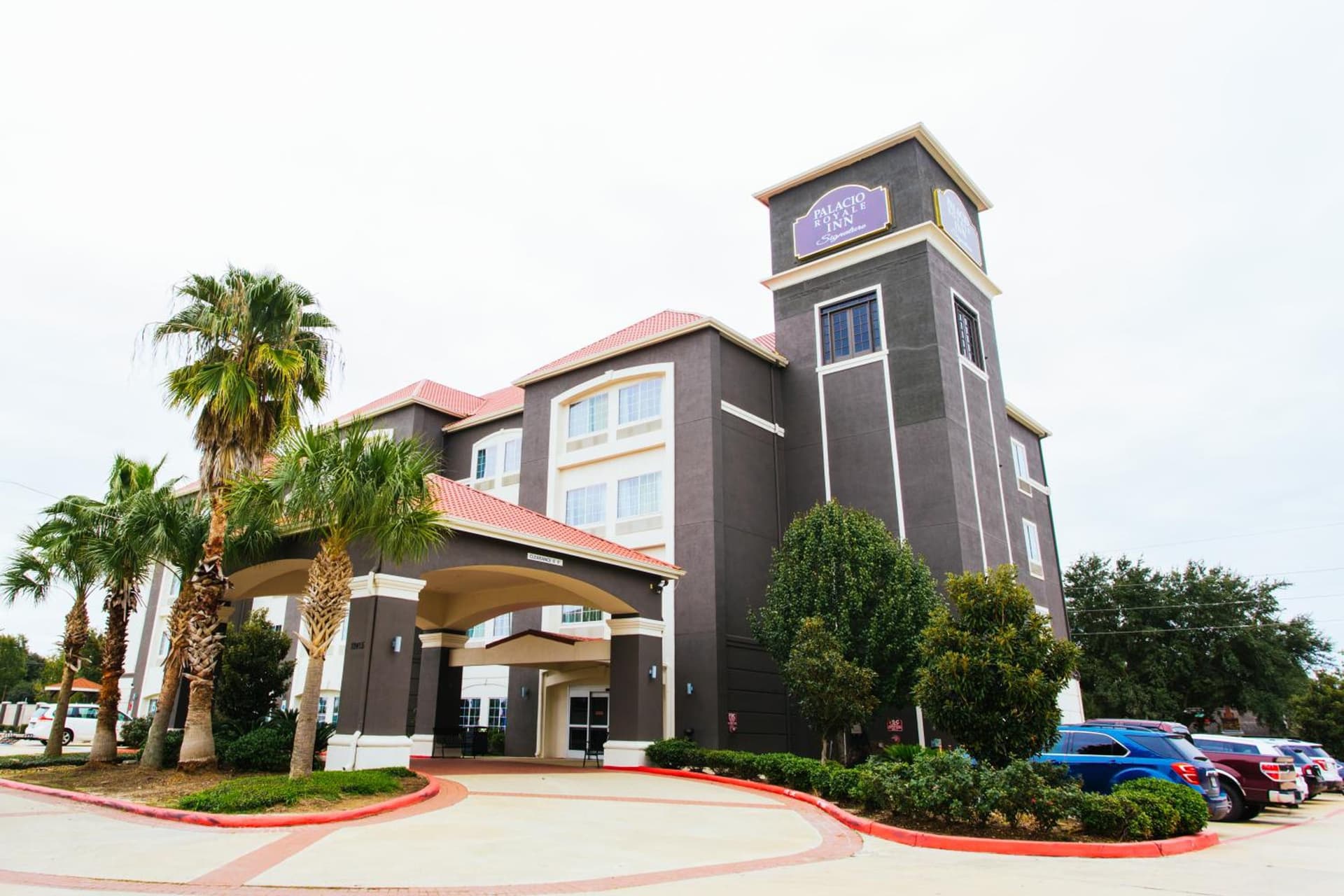 Palacio Royale Inn Signature Katy featured exterior or lobby in Katy, TX — similar hotel