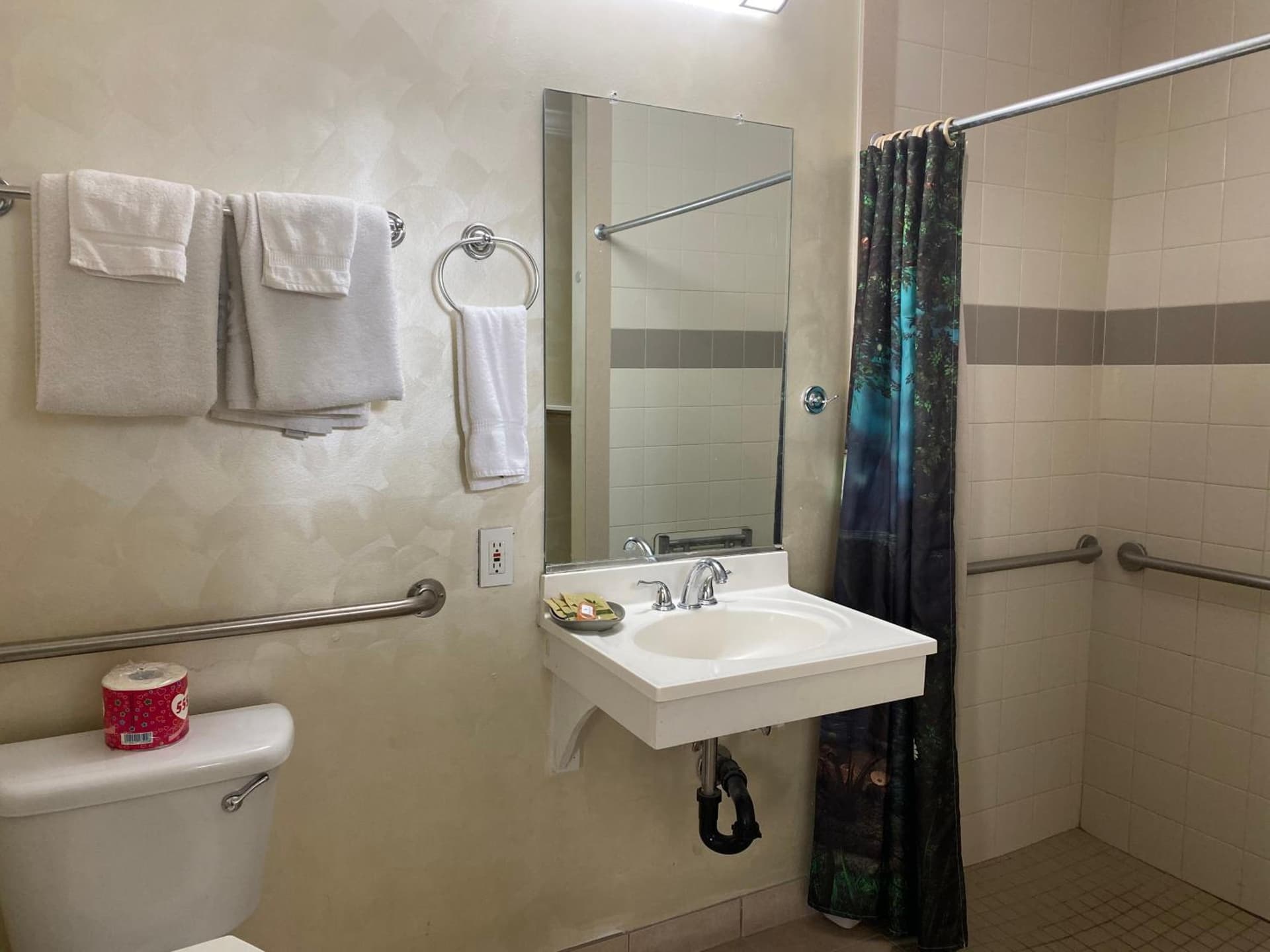 Villa Park Motel gallery photo in Orange, CA — image 49