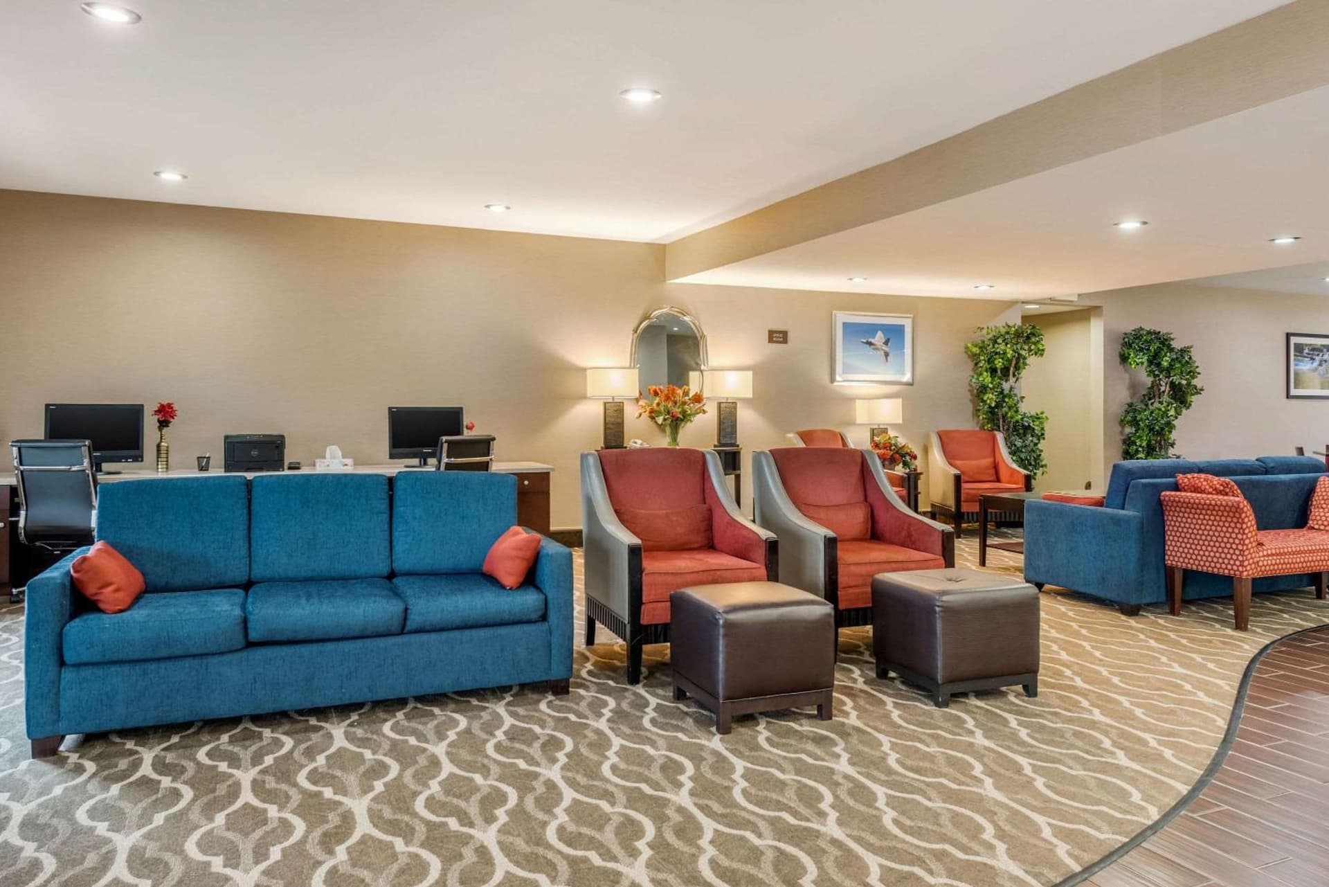 Comfort Suites Dayton-Wright Patterson interior in Dayton, OH — gallery photo 2