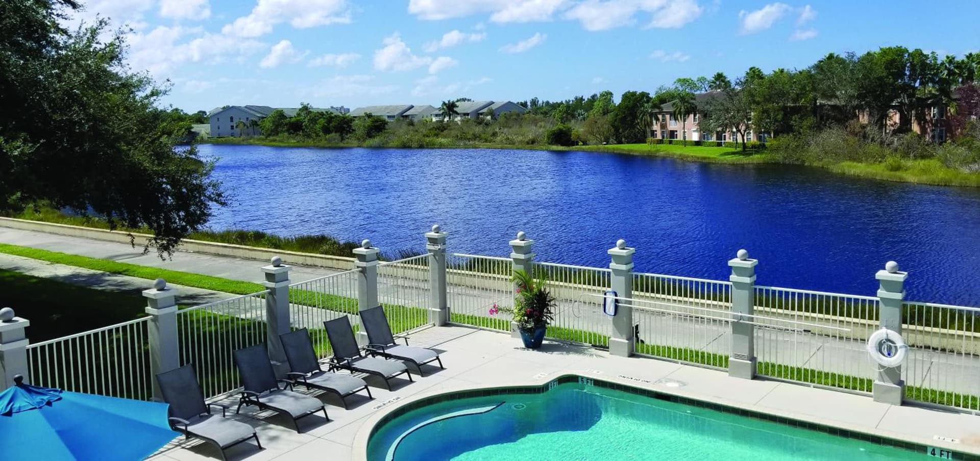 La Quinta by Wyndham Bonita Springs Naples North gallery photo in Bonita Springs, FL — image 9