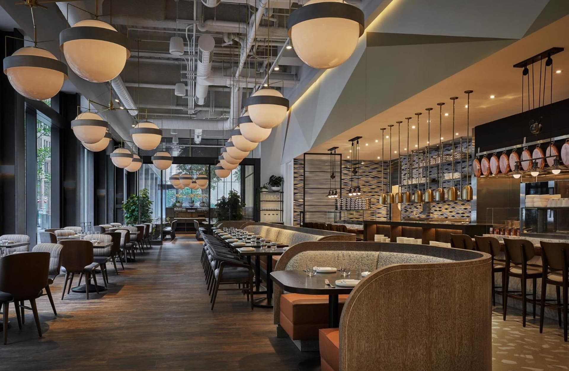 Four Seasons Hotel Philadelphia at Comcast Center interior in Philadelphia, PA — gallery photo 2