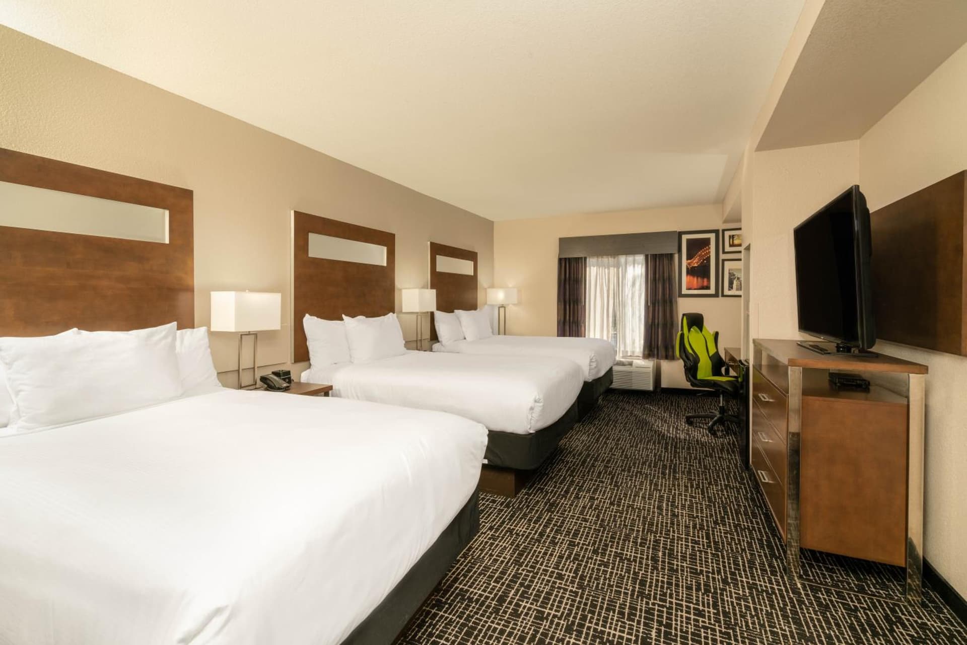 Wingate by Wyndham Memphis East interior in Memphis, TN — gallery photo 2