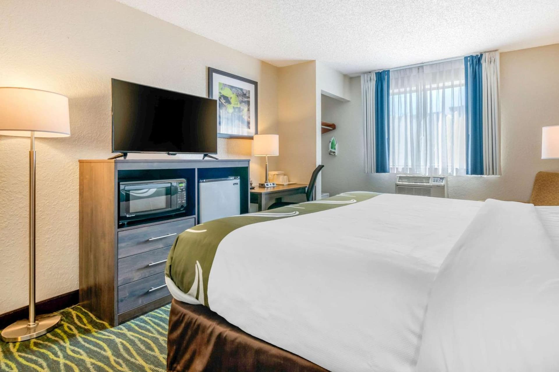 Quality Inn & Suites Leesburg Chain of Lakes gallery photo in Leesburg, FL — image 35