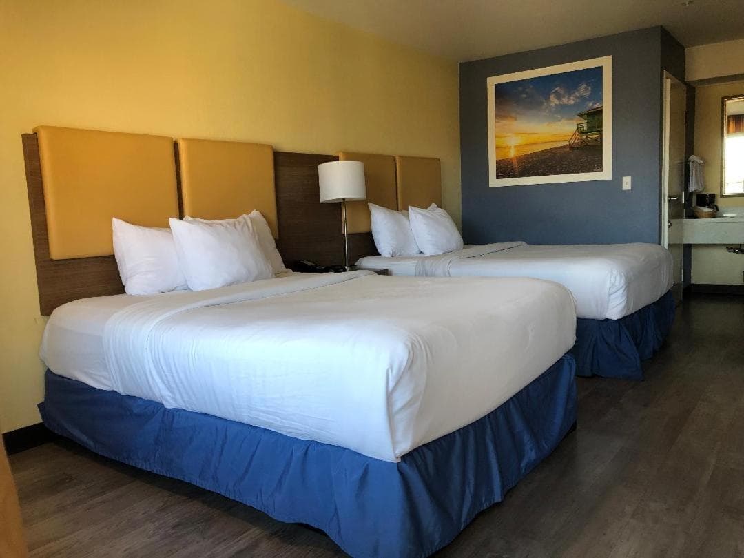 Days Inn by Wyndham Hayward Airport gallery photo in Hayward, CA — image 7